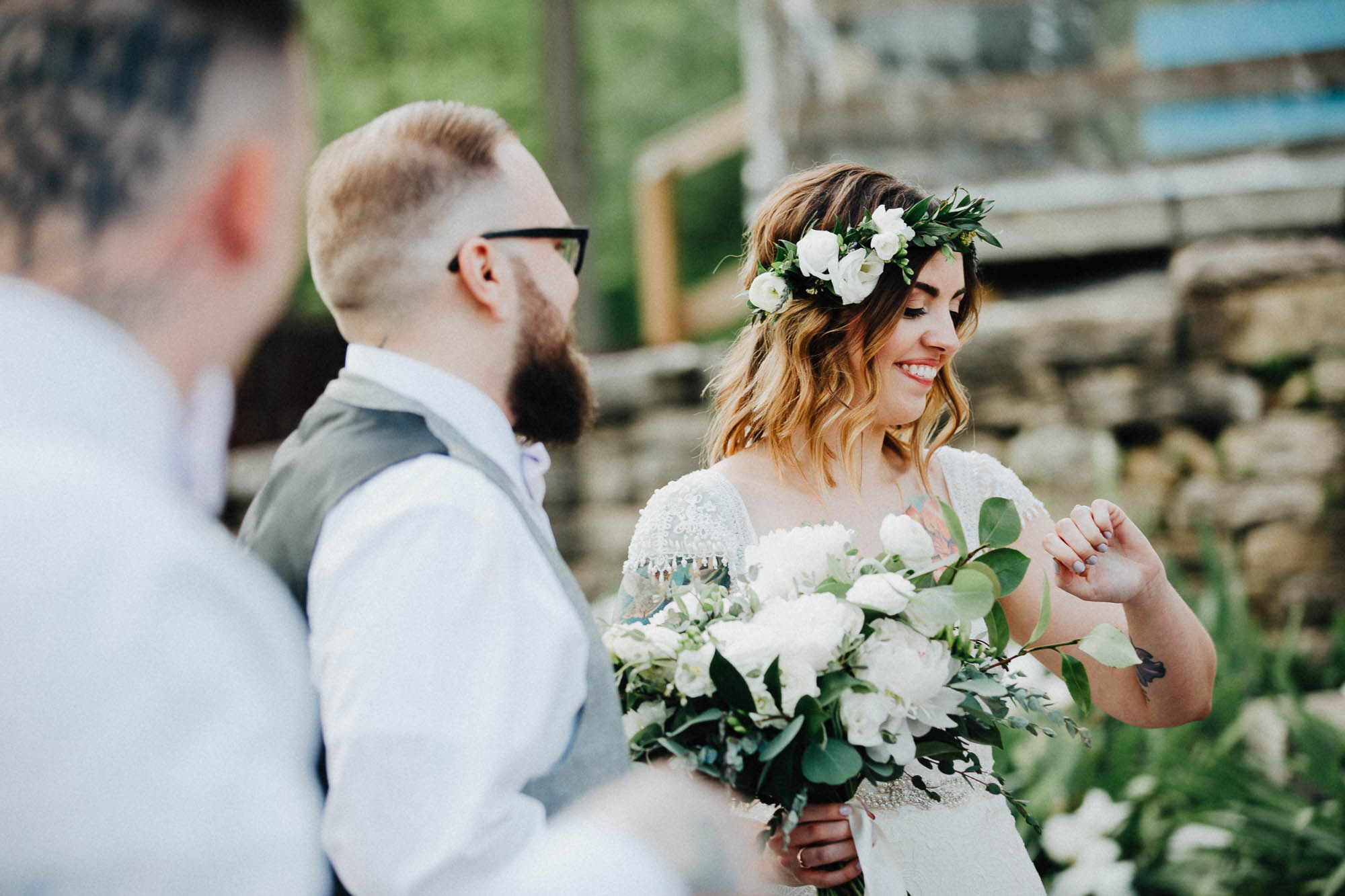 Jessi-Jake-The-Brauns-Ohio-Barn-B&B-Wedding-089@2x.jpg