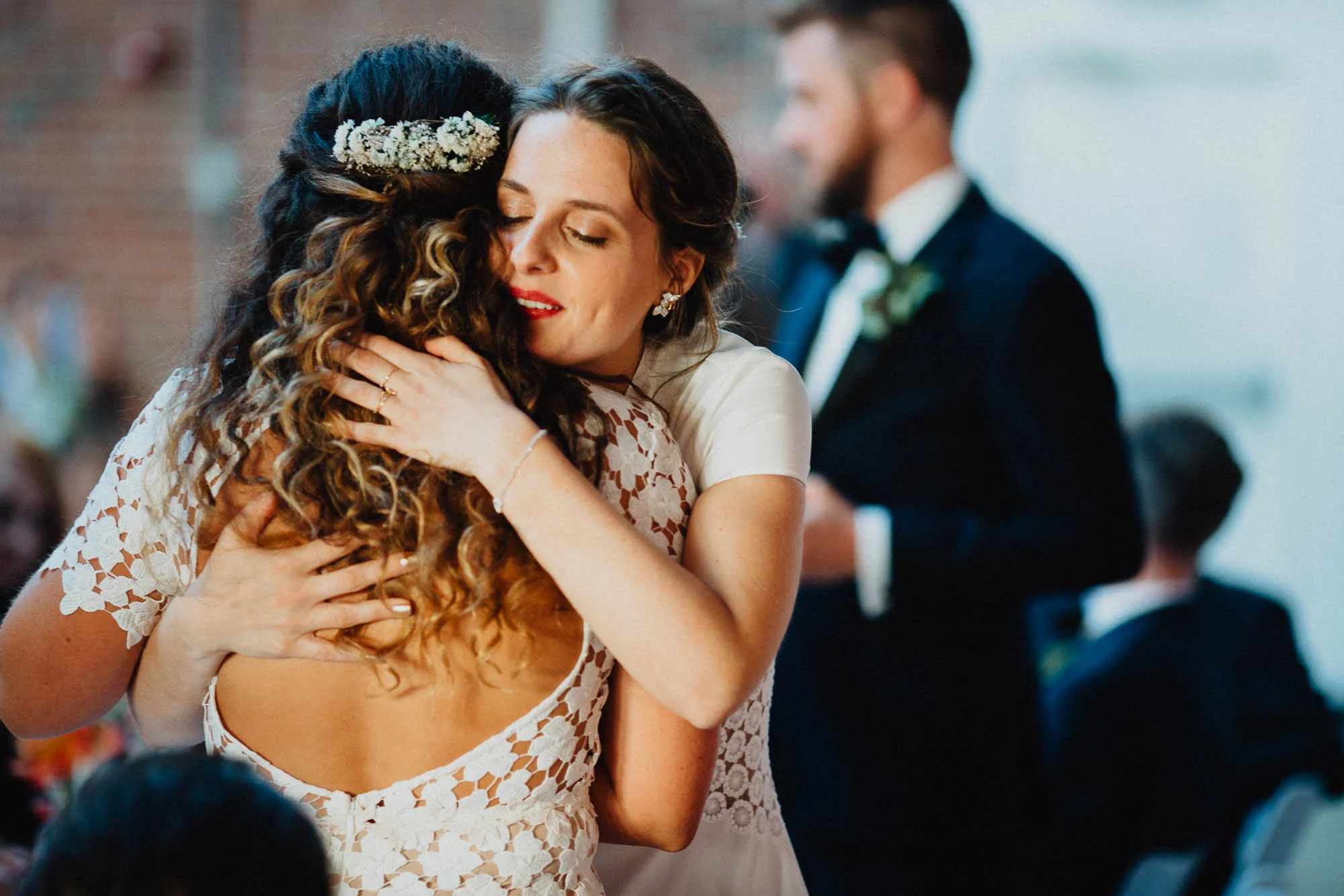 Anna-Brian-Strongwater-Columbus-Ohio-Urban-Modern-Wedding-129.jpg