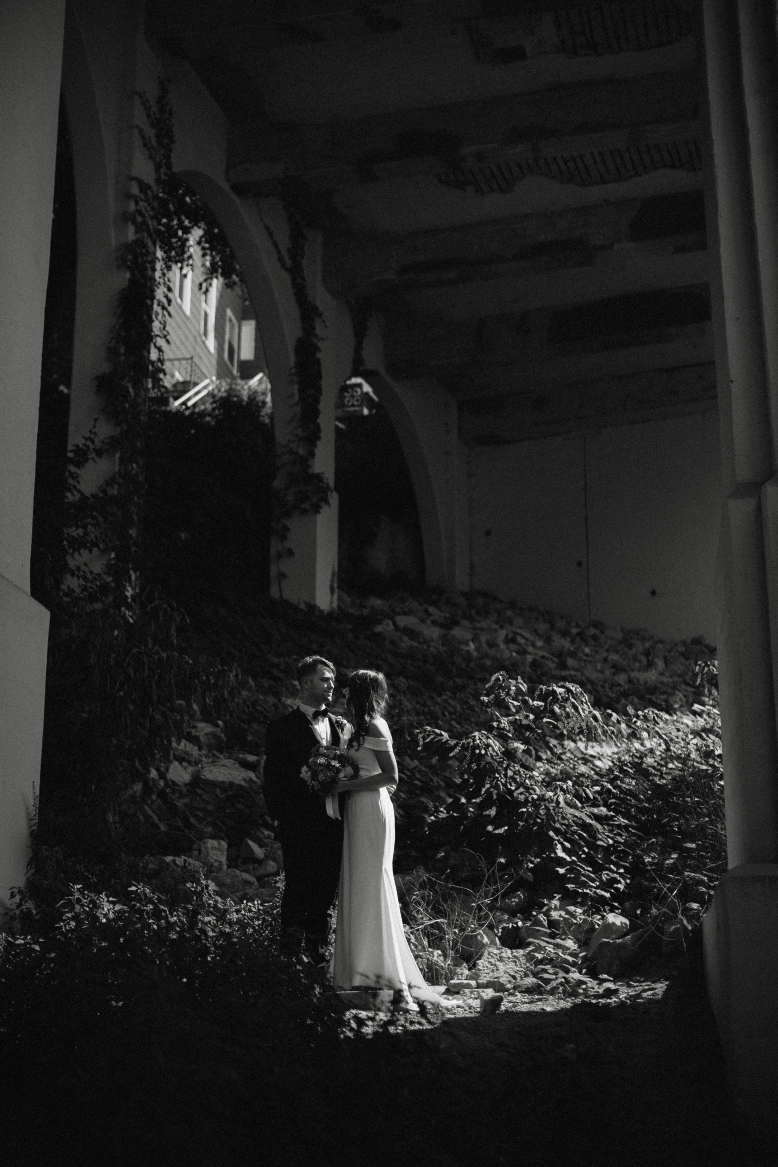 Bride and Groom portrait under a bride eden park Cincinnati 