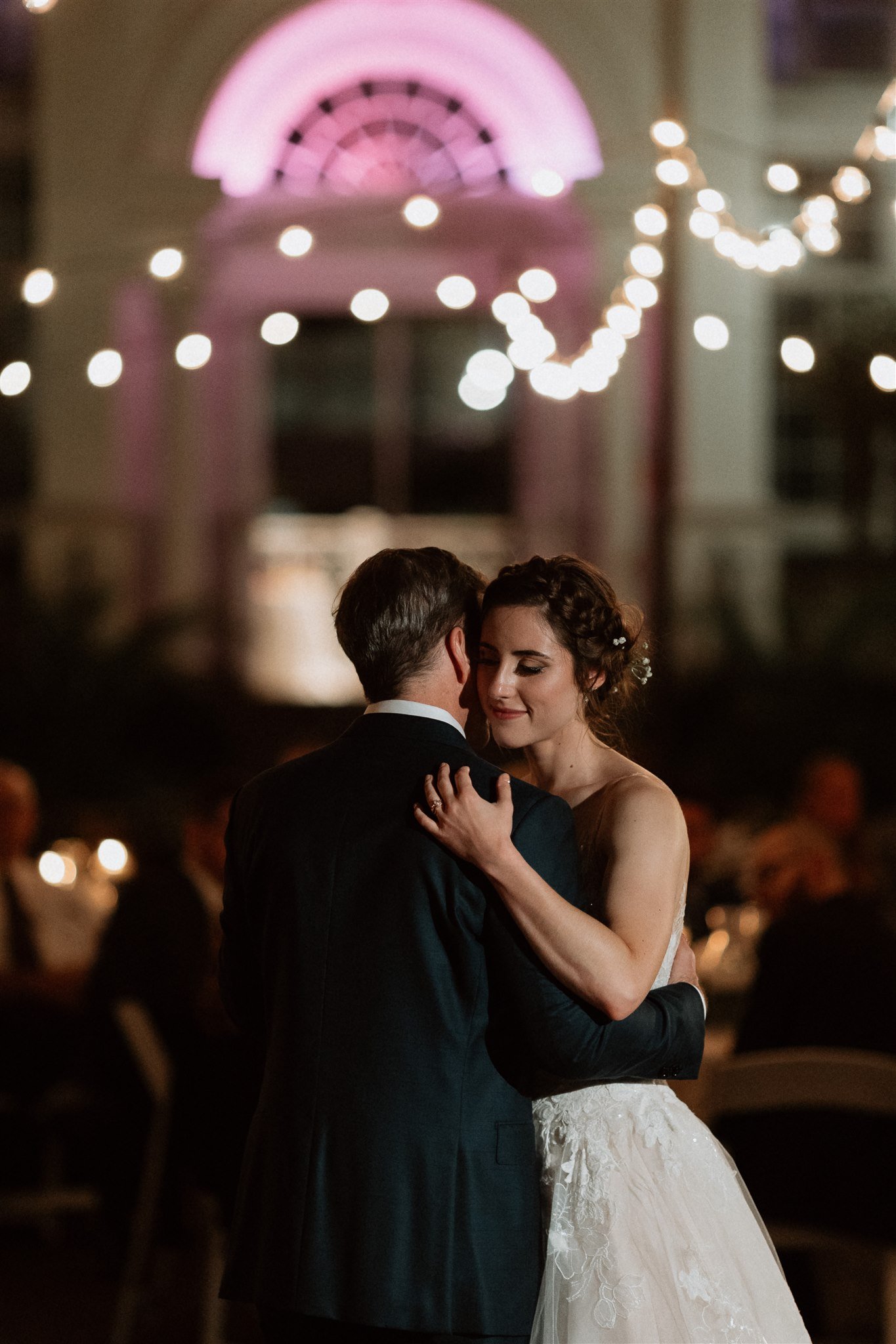 father daughter embrace at reception