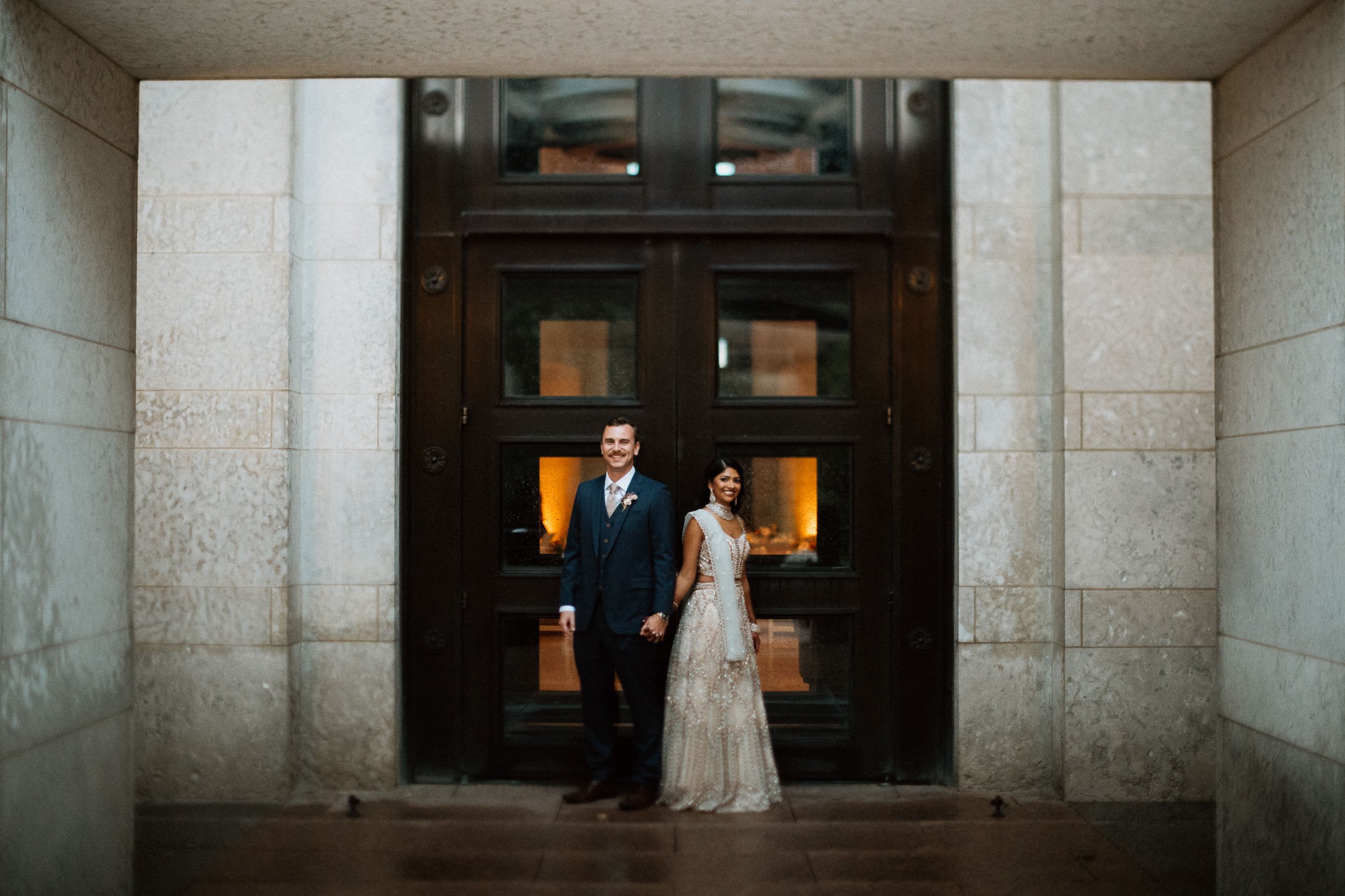 Riddhi-Brennon-Columbus-Statehouse-Indian-Fusion-Wedding-092.jpg