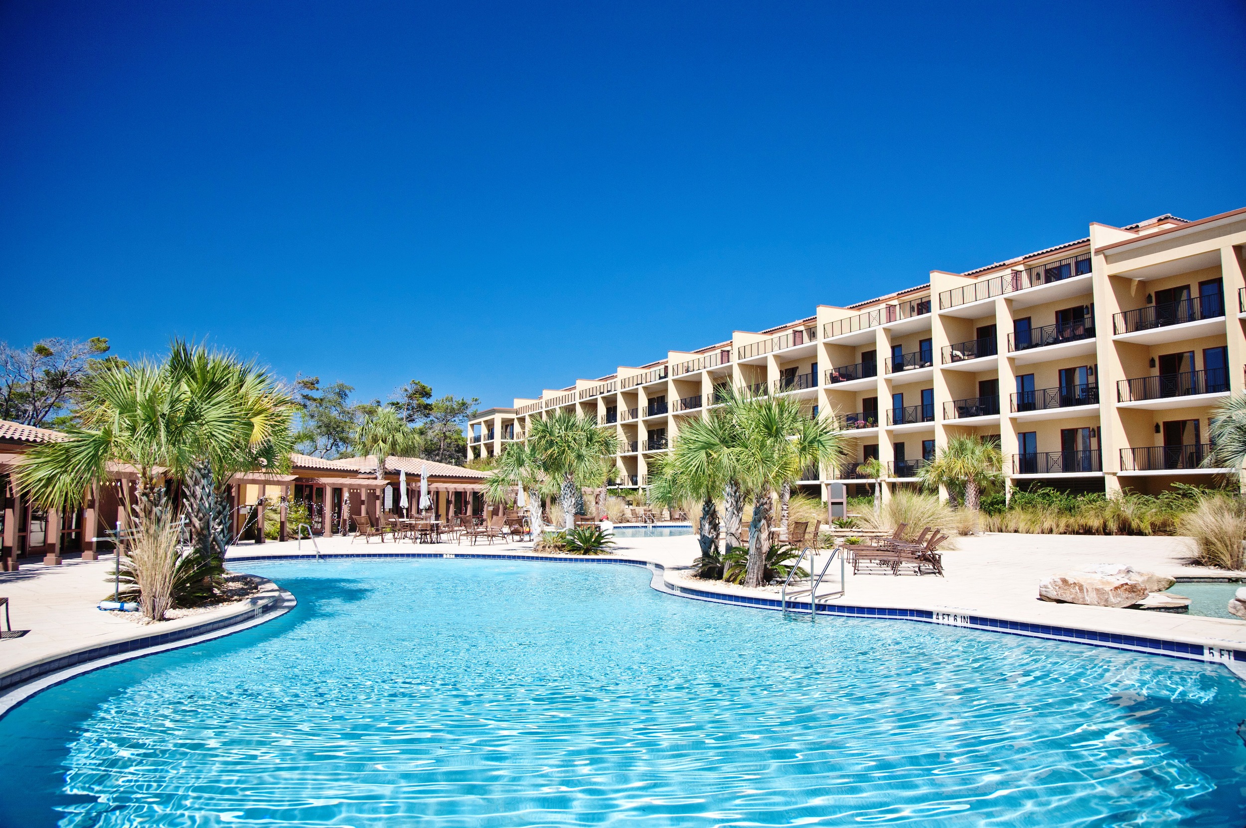 Sanctuary By The Sea Pool