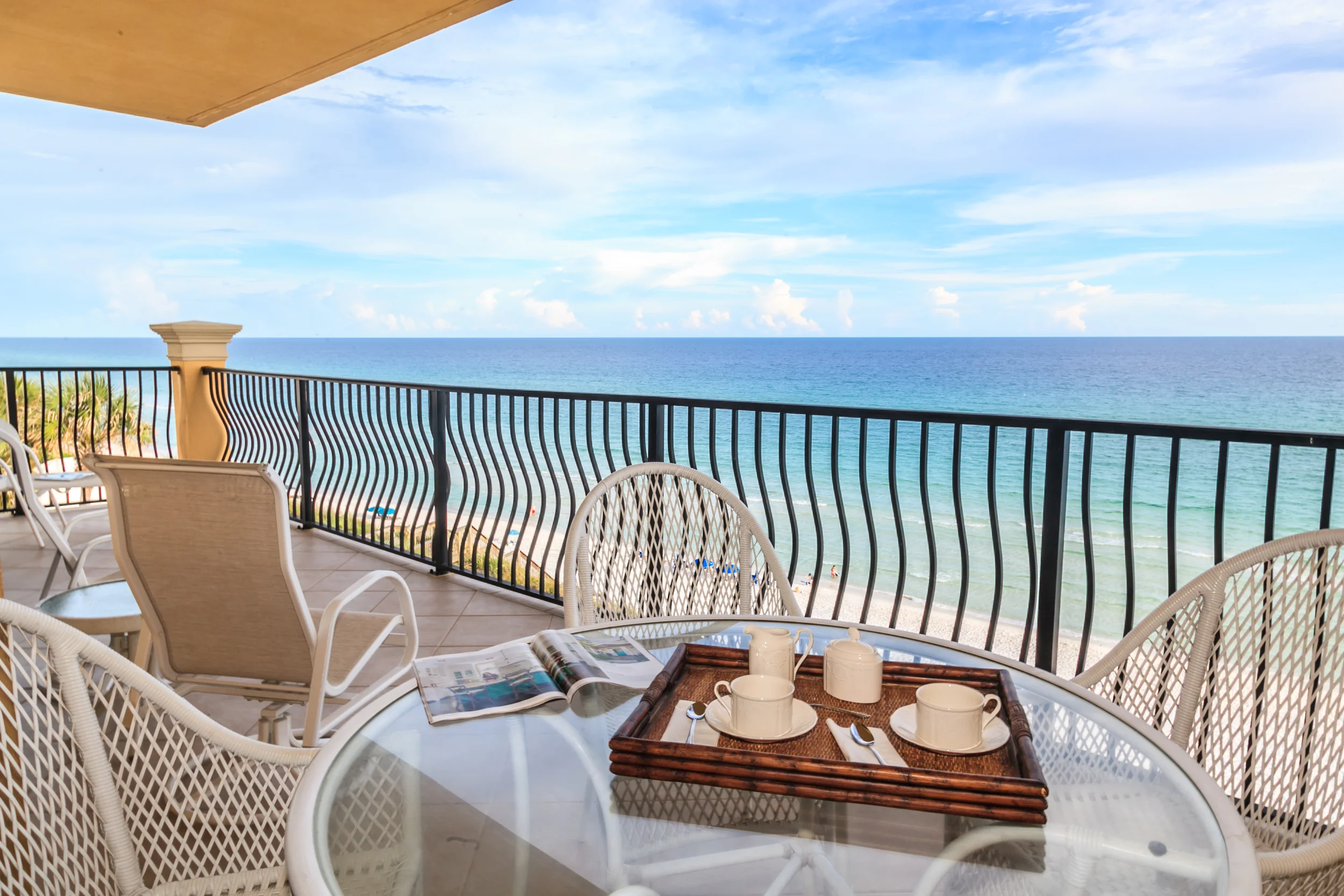 Adagio Penthouse A401 Gufl front balcony