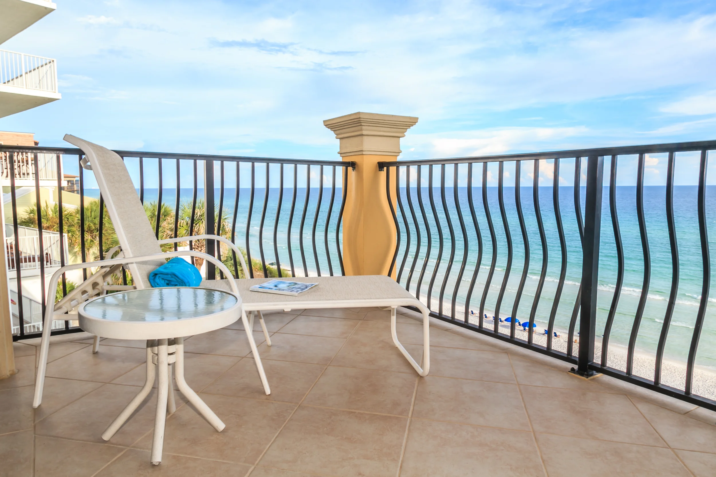 Adagio Penthouse A401 Sweeping Views