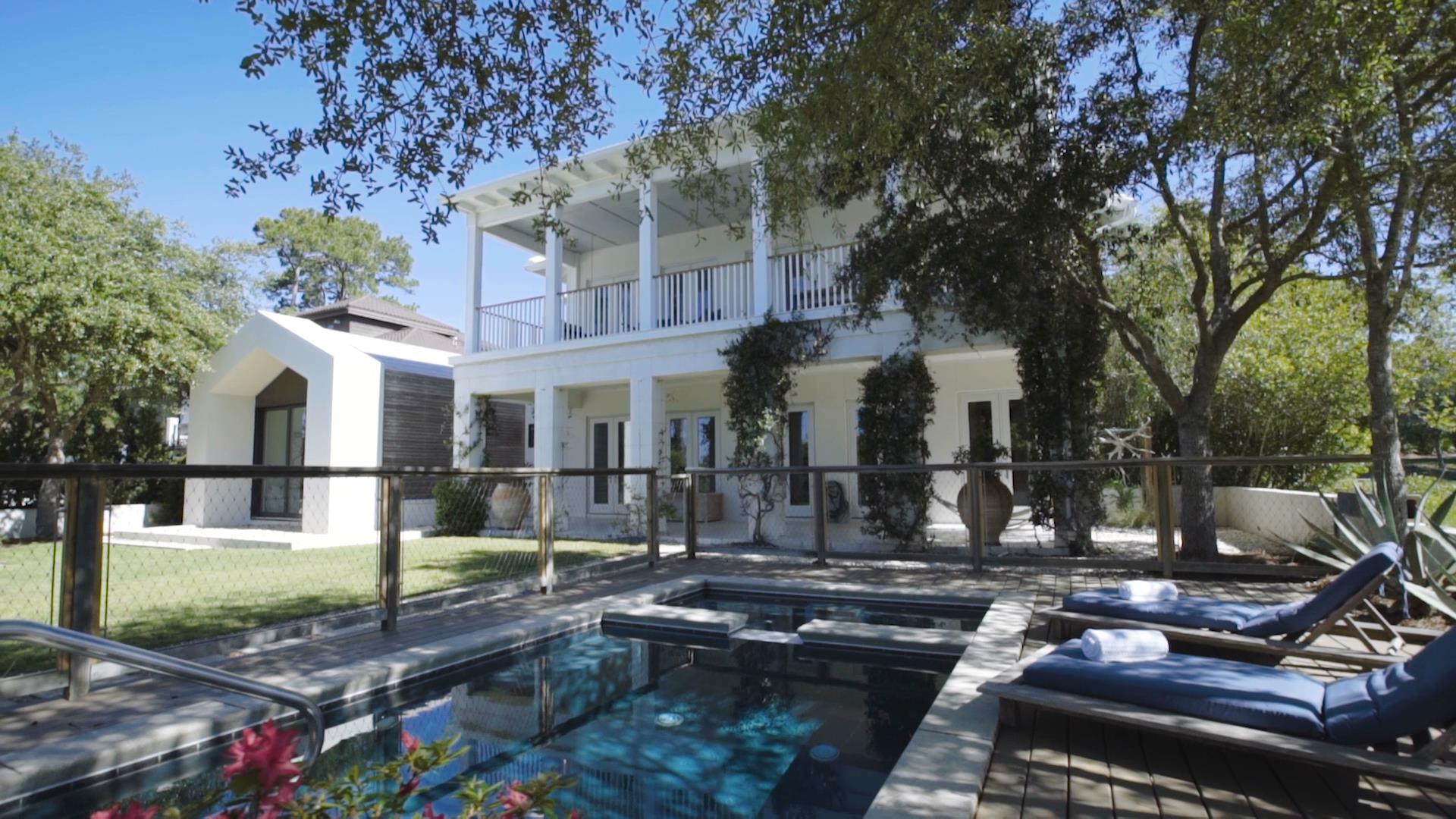 Pool_and_Home.jpg
