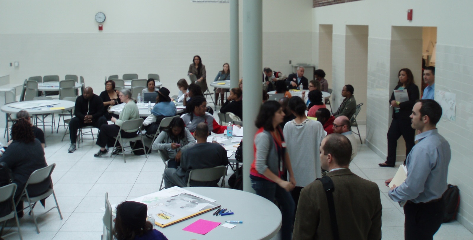 Parents and community discuss student assignment at Anacostia HS 2014.