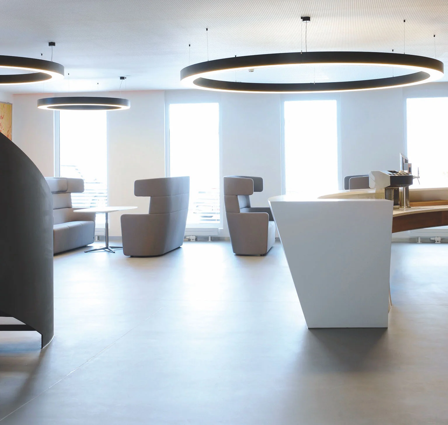 Lounge and Meeting Area