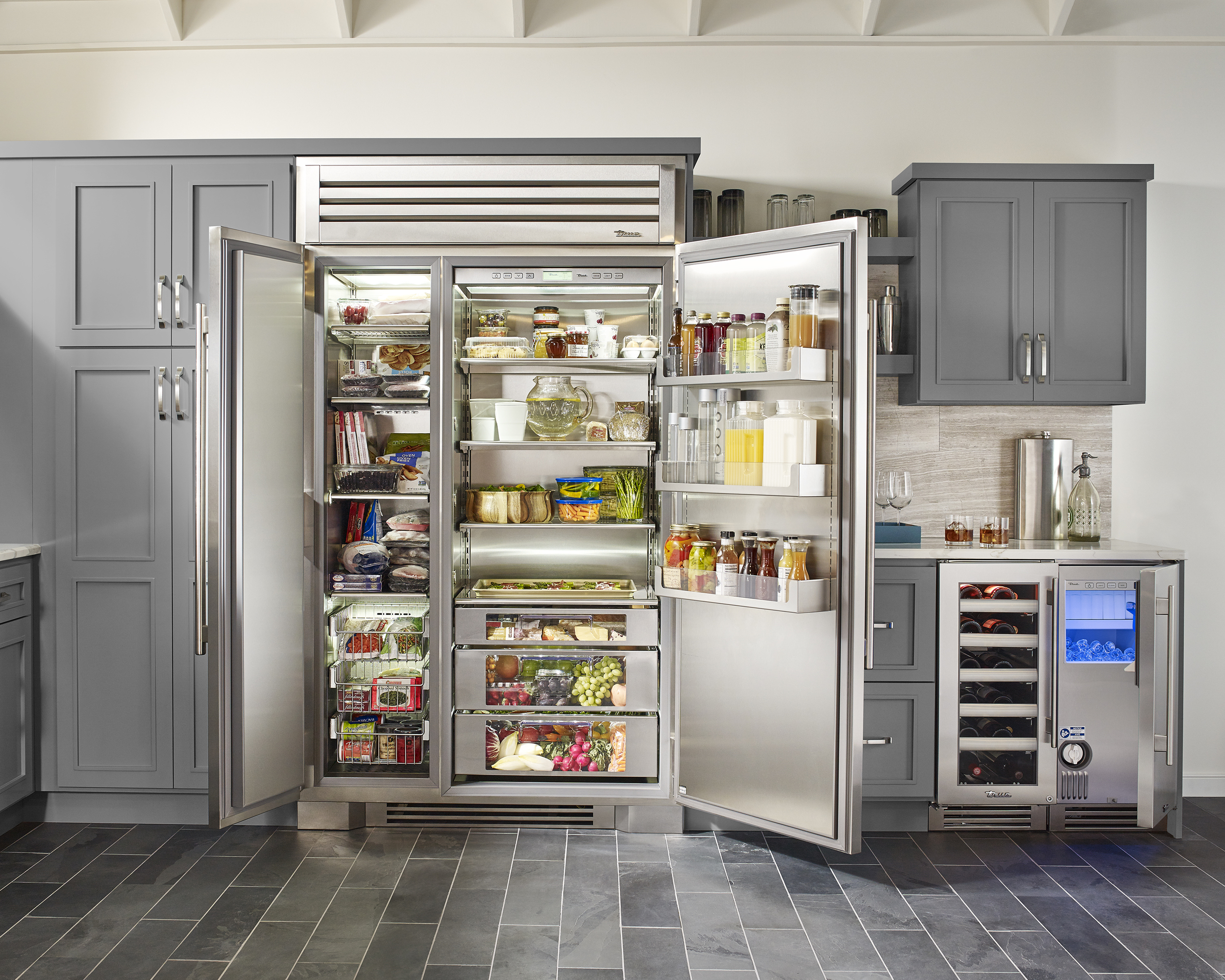 Почему в домашние холодильники. Холодильник (Side-by-Side) Gorenje nrs9182vxb1. Холодильник (Side-by-Side) Gorenje nrs918fmx. Холодильник (Side-by-Side) Smeg fq60ndf. Встраиваемый холодильник Side by Side Bosch.