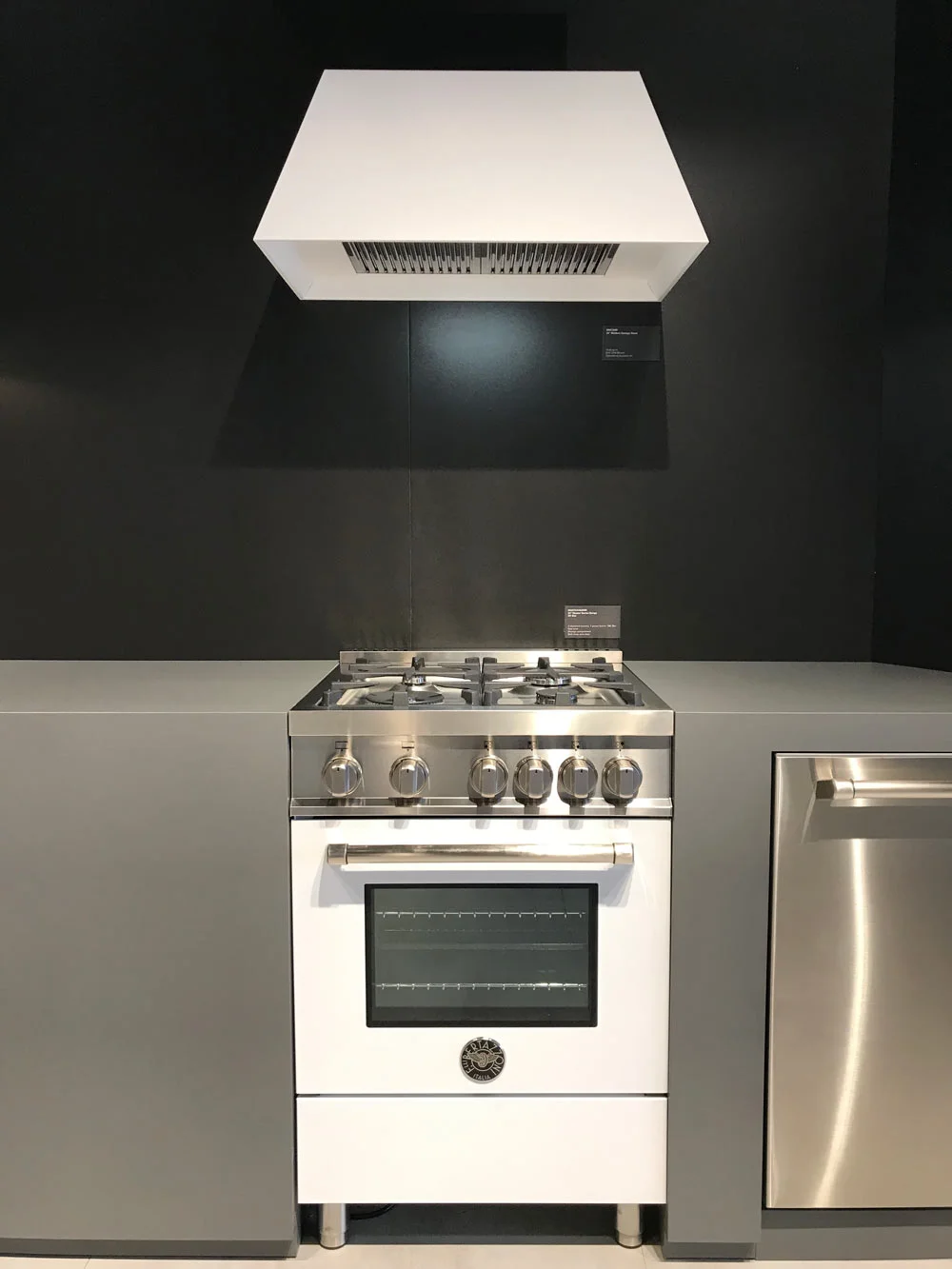 Lil Bert… Italian brand Bertazzoni debuts its new diminutive designs, image via Design Milk