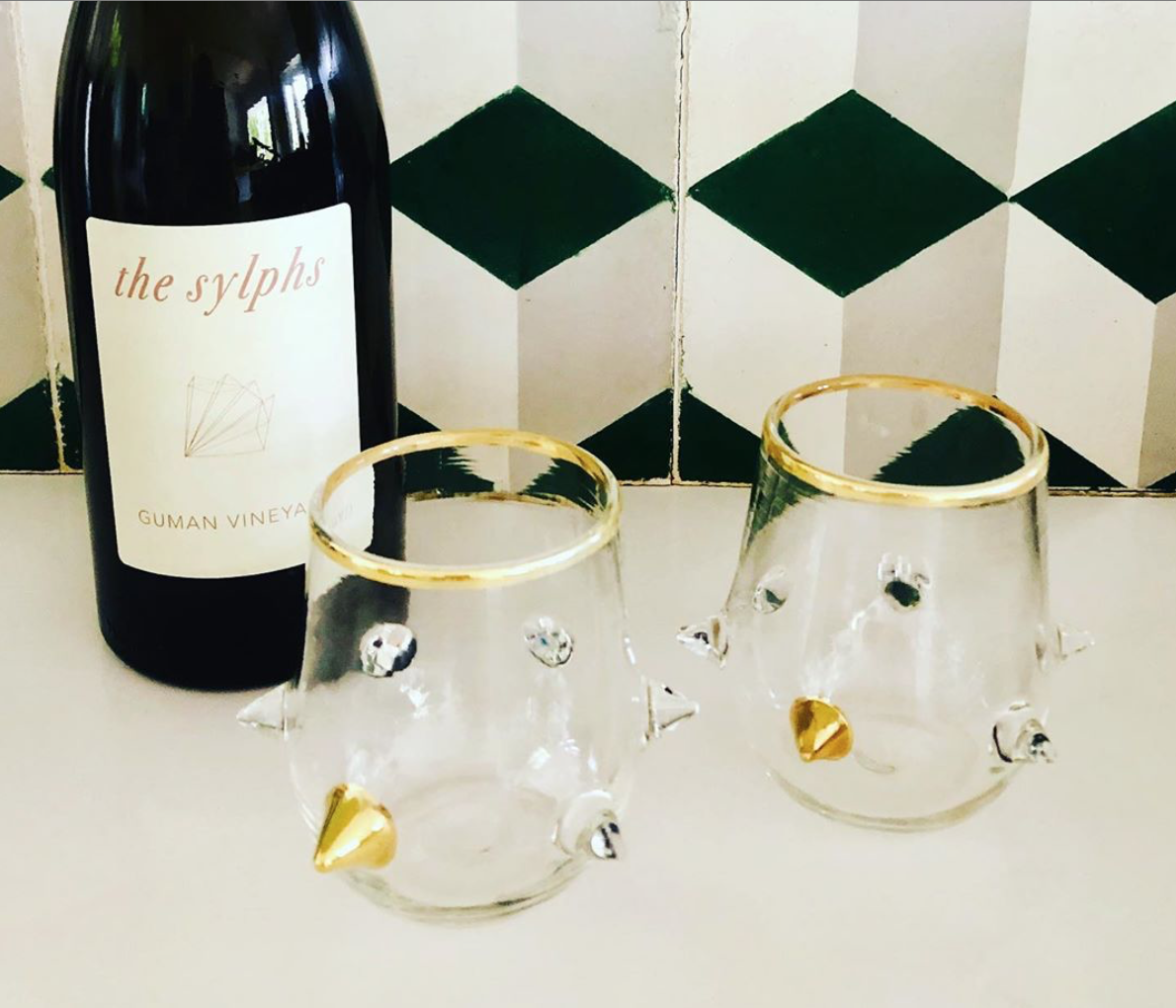 And a special shout out to @amesingham —we loved your IG post: Prettiest little edgy glasses I’ve ever seen!! @neptune_glassworks thank you so much @snyderdiamond and @gc_collaborative and a big congratulations on such a successful 70 years!!! To many more! 🥂