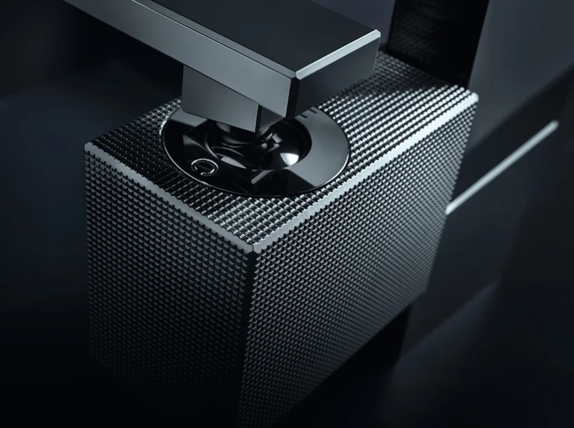 axor-edge-collection-bathroom-designboom08.jpg