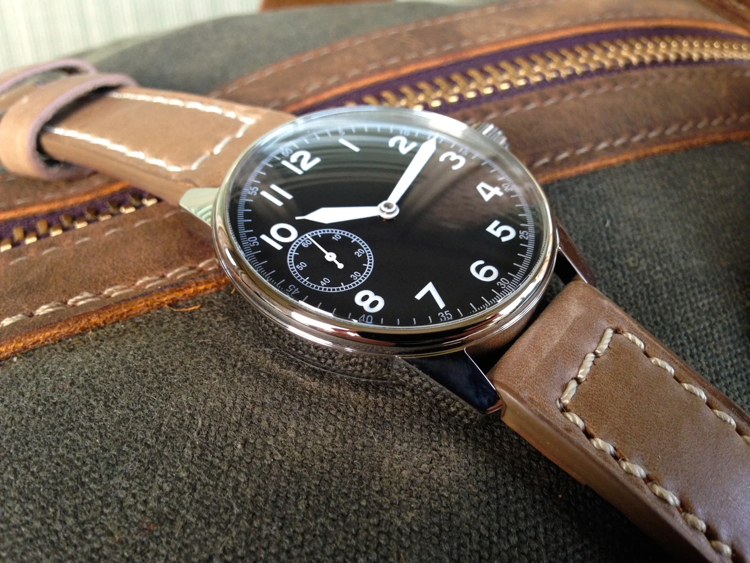 Vintage Field Watch 1st Edition — Origin Watch Co display picture 2