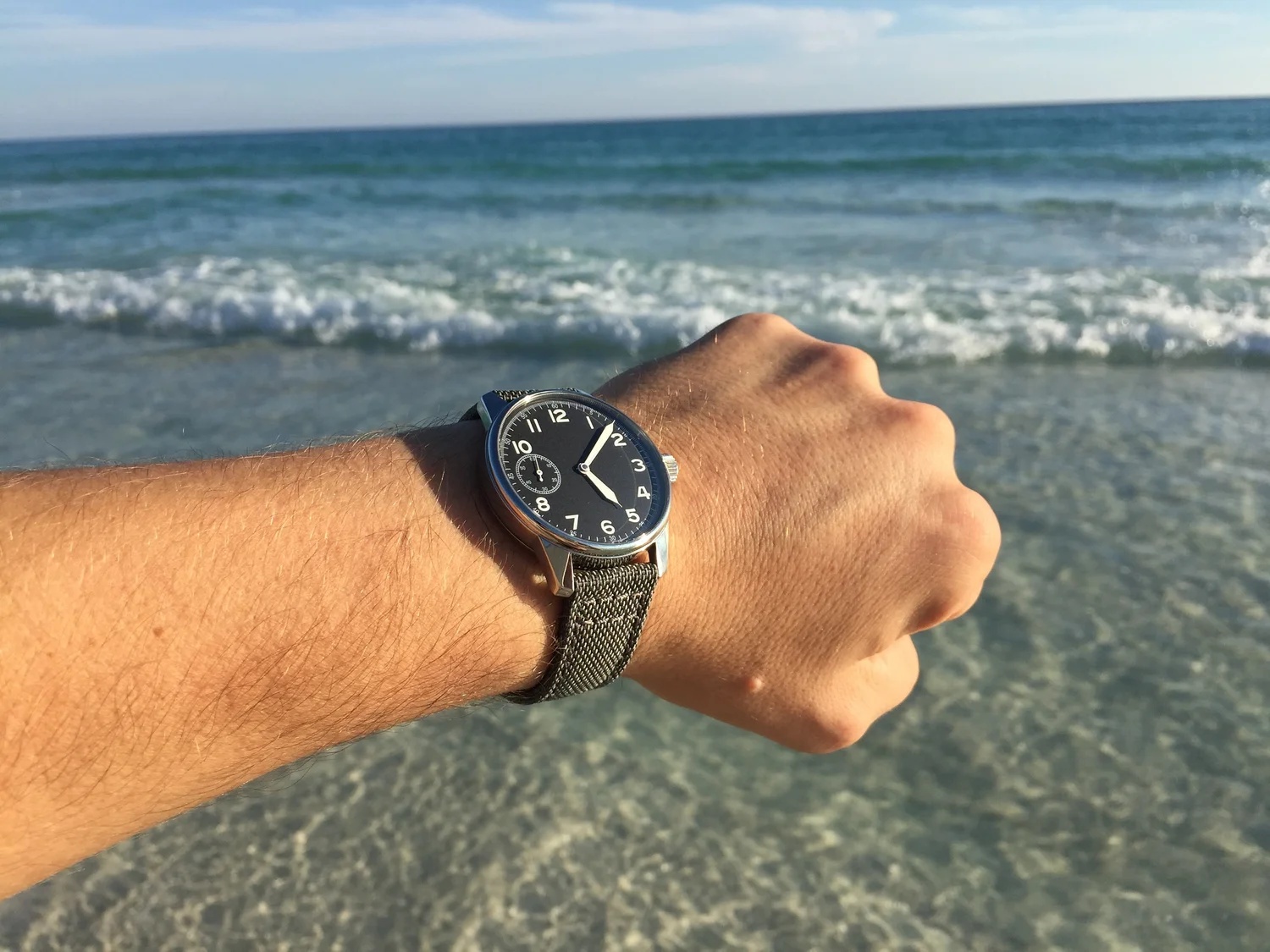 Vintage Field Watch 1st Edition — Origin Watch Co display picture 1