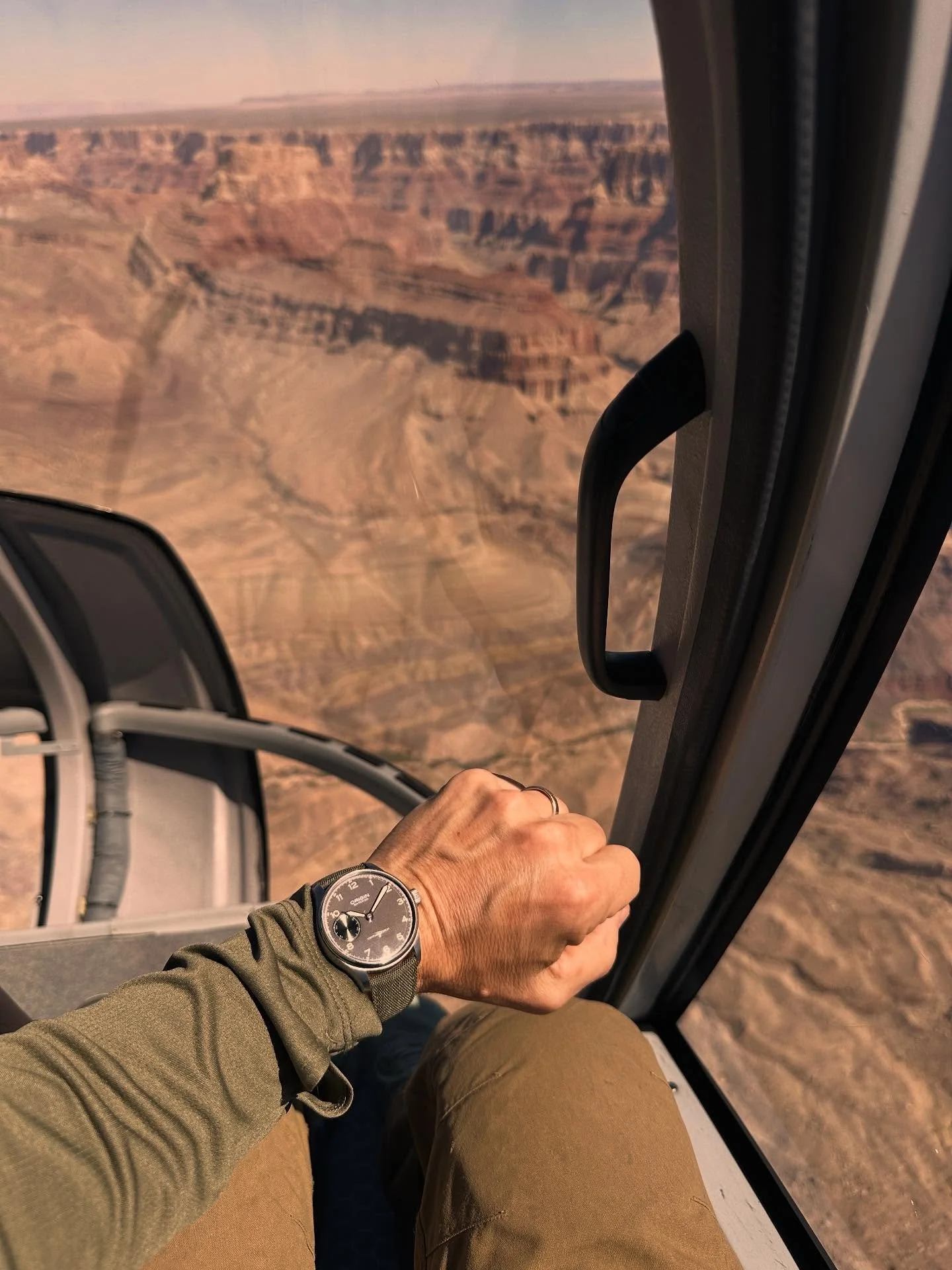 Practical in many applications #fieldwatch #originwatchco 

#microbrand #watchmaker #watchmaking #horology #manualwound #manualwinding #mechanicalwatch #grandcanyon #maverick #maverickhelicopters #wotd #pilotswatch #timepiece #watch #watches #handcra