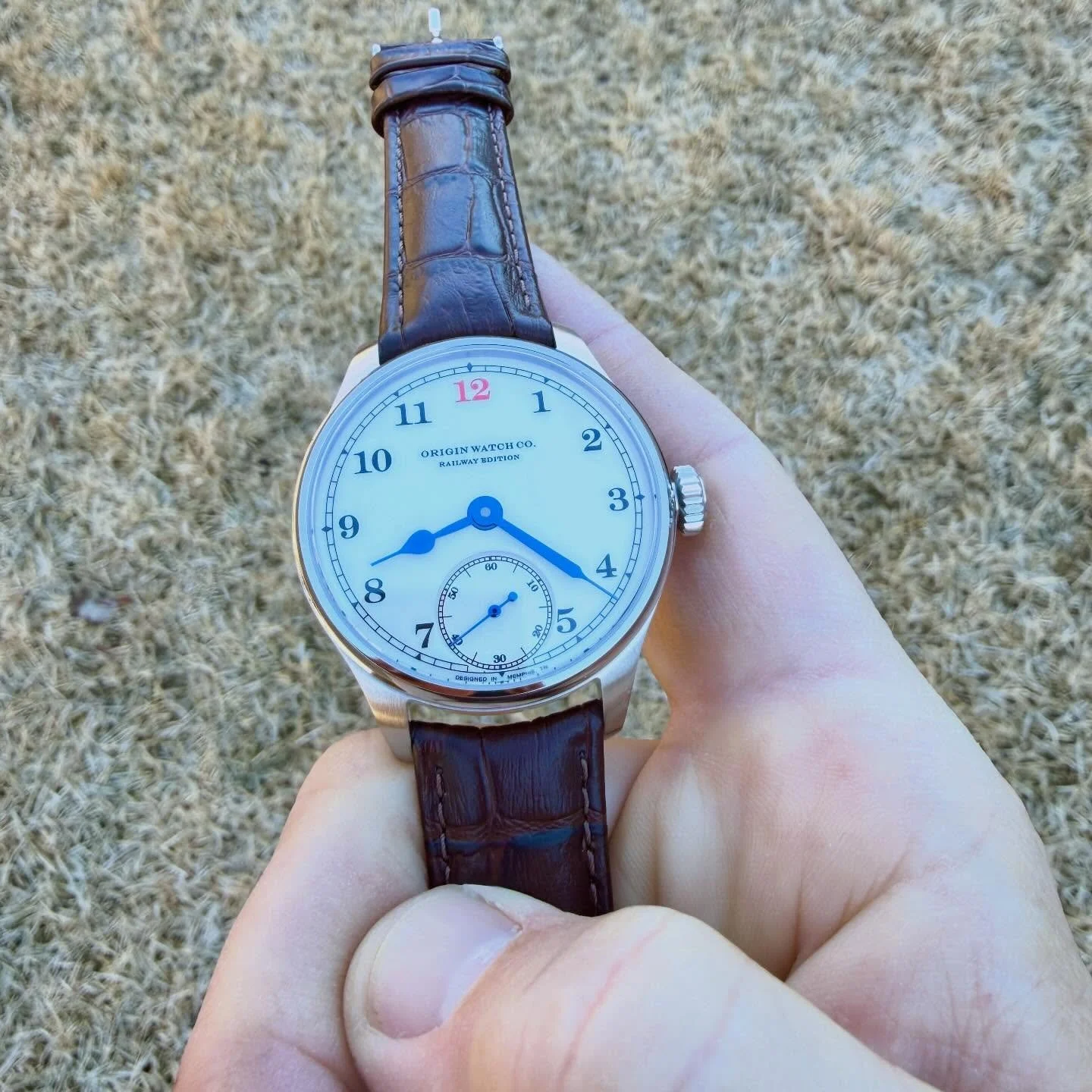 #beautyandbrains &mdash; because the best design is both.

Clean enamel dial. Blued hands. Railway legibility that&rsquo;s as smart as it is stunning. Our #RailwayEdition is understated elegance with purpose in every detail.

#OriginWatchCo #RailwayE