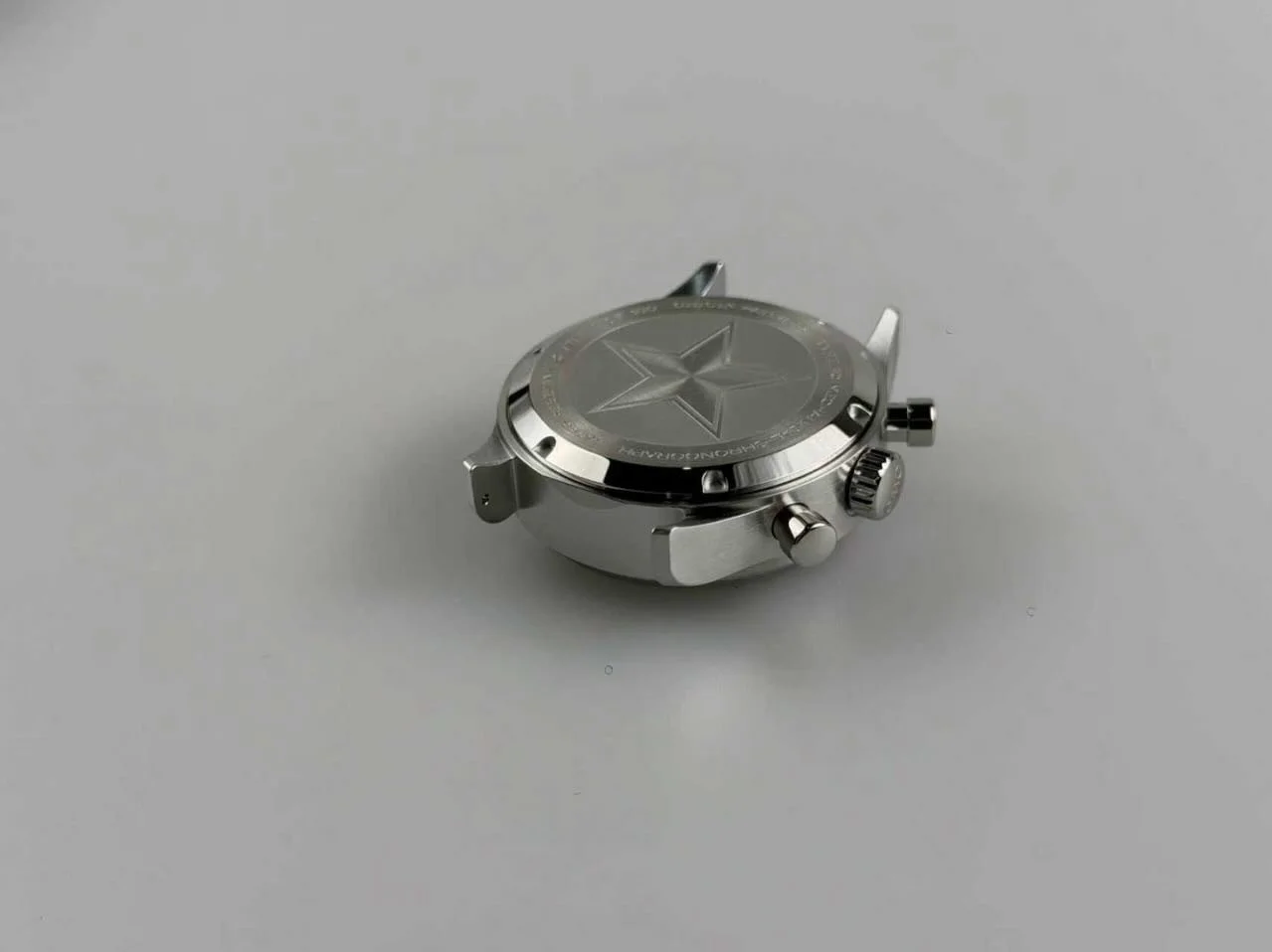 #type20 case is in #originwatchco 

#microbrand #chronograph #watchmaker