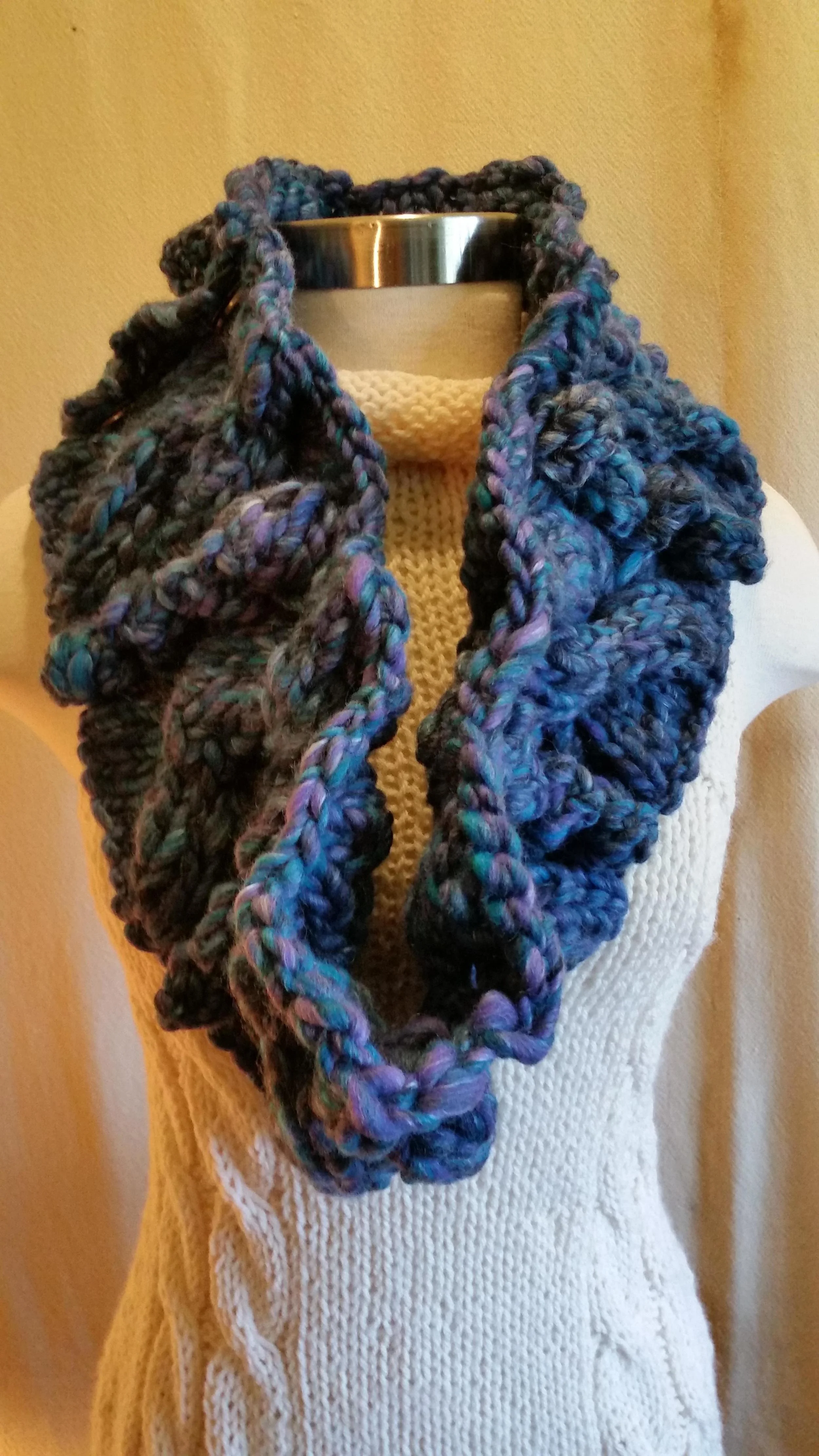 Pebbles in a Stream cowl - scarf 1.JPG