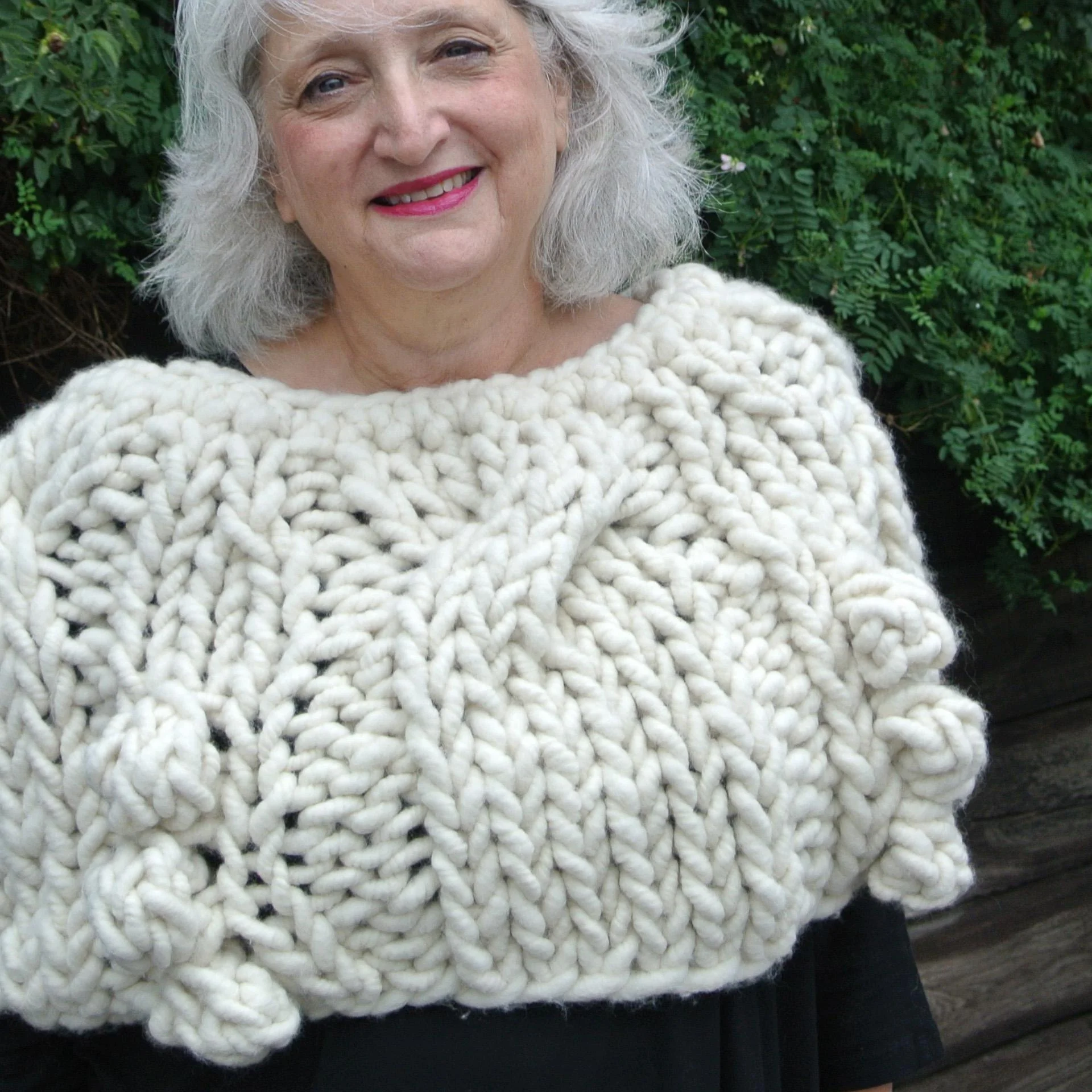 Bobble & Twist - Carron Caplet.JPG