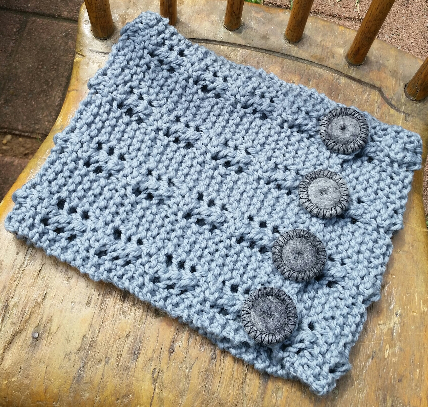 Moejo cowl photo 2A.png