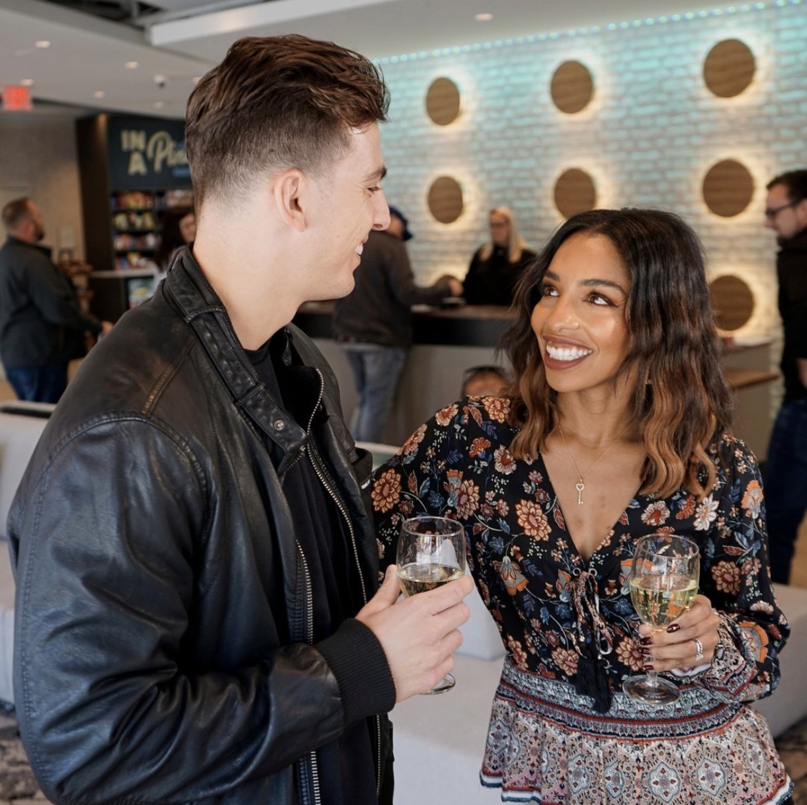 Nashville photographer Leslie Parrott photographs lifestyle imagery for Towneplace Suites Hotel by Marriott downtown Nashville