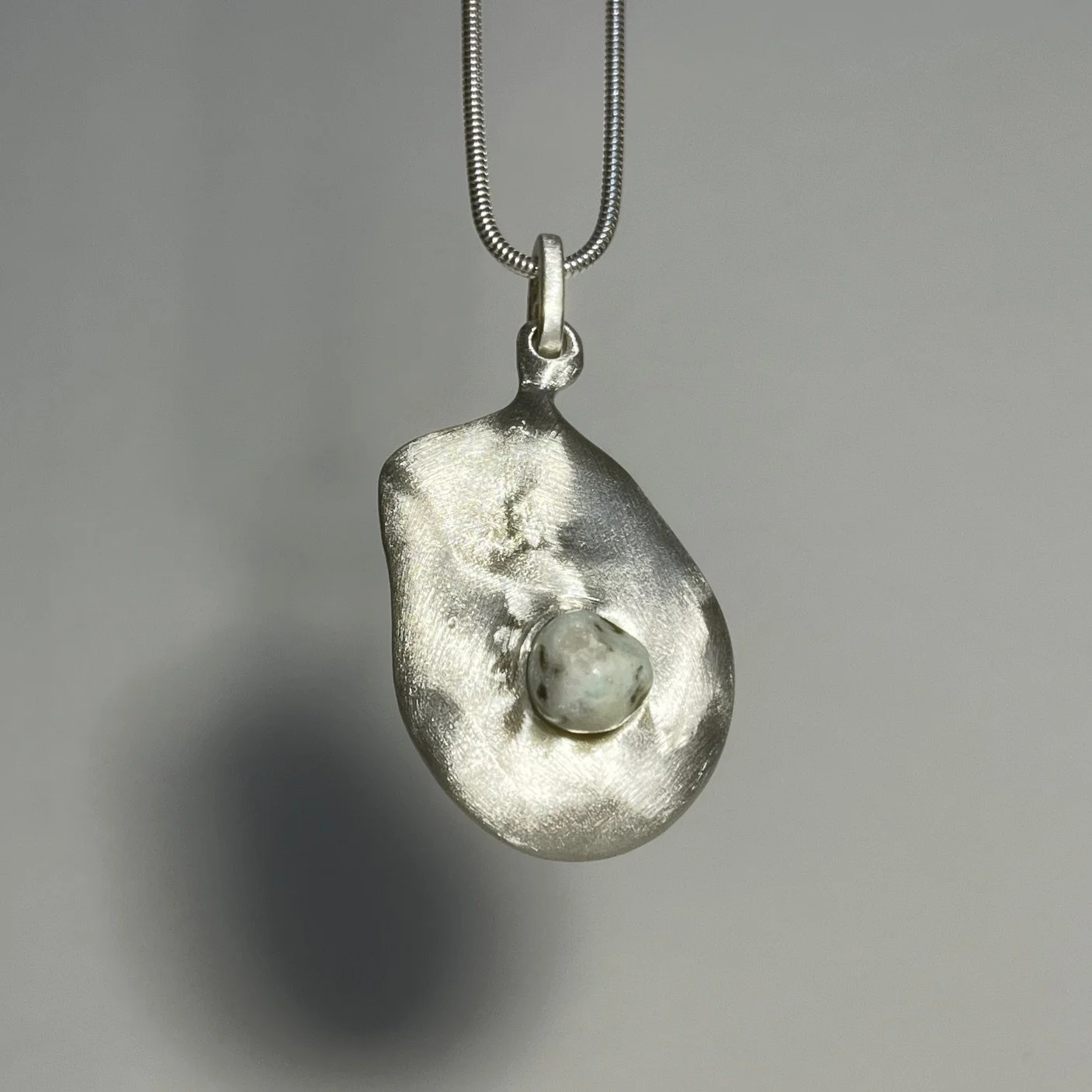 Kate Trouw_Nudge Necklace_5 - 10.jpg
