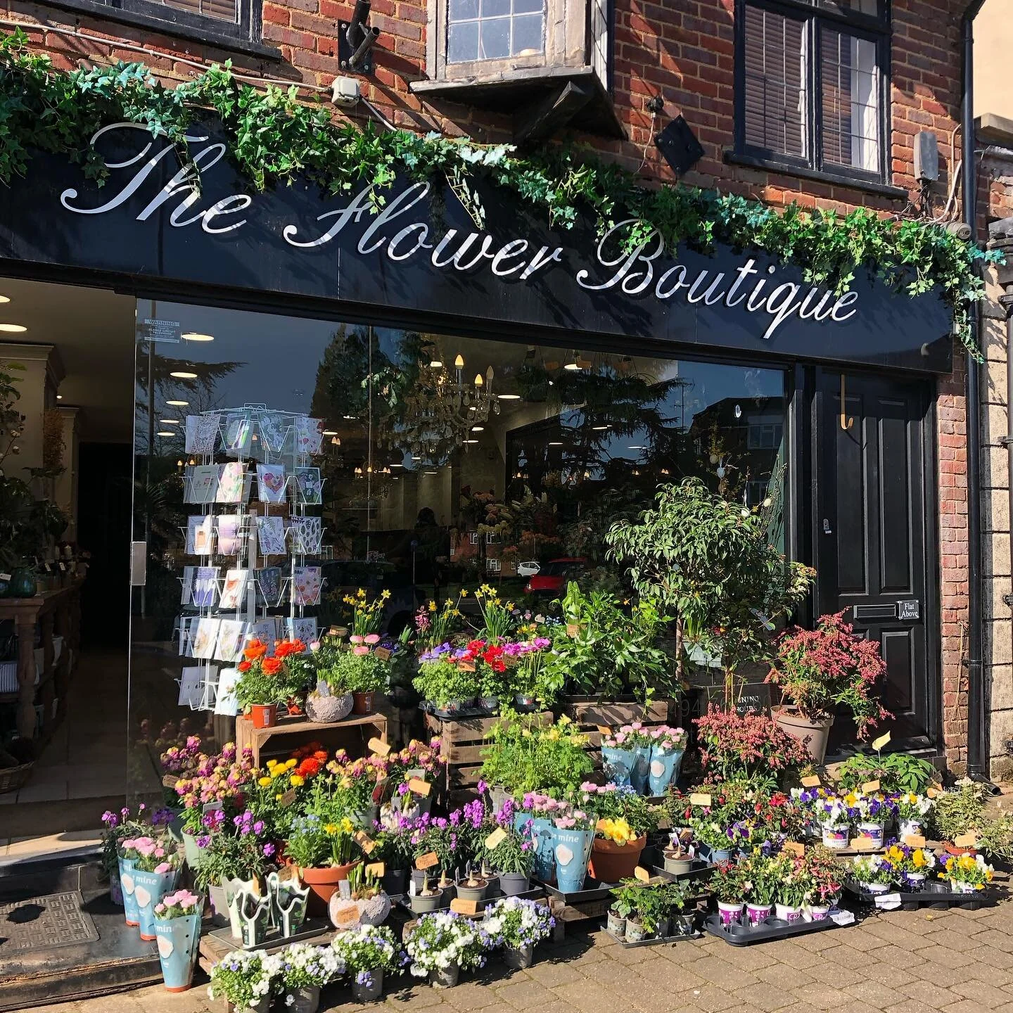 The Flower BoutiqueFlower and Plant Delivery to Amersham 01494 762760