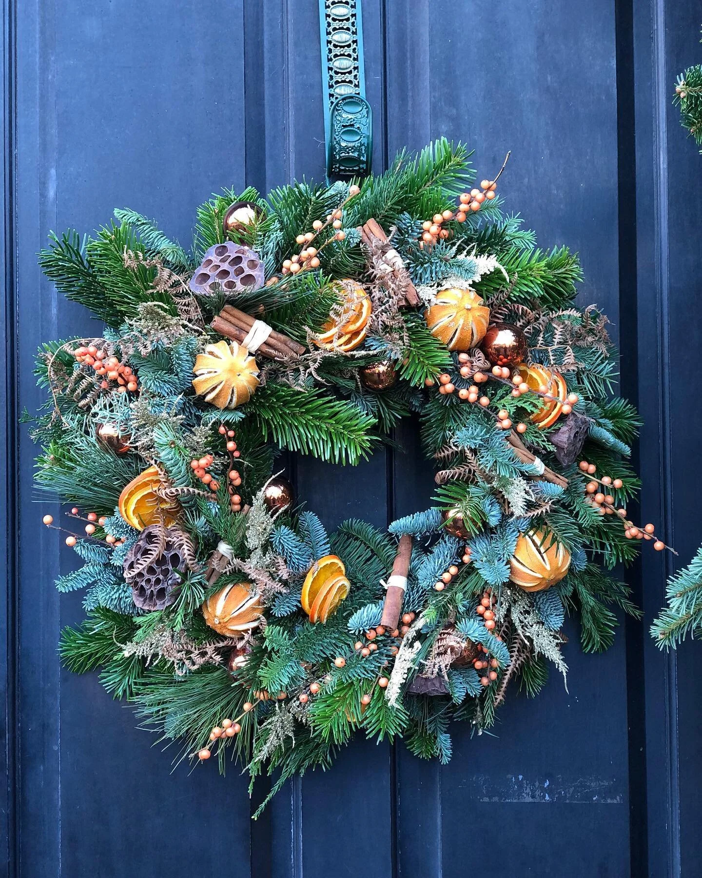 The Flower BoutiqueFlower and Plant Delivery to Amersham 01494 762760