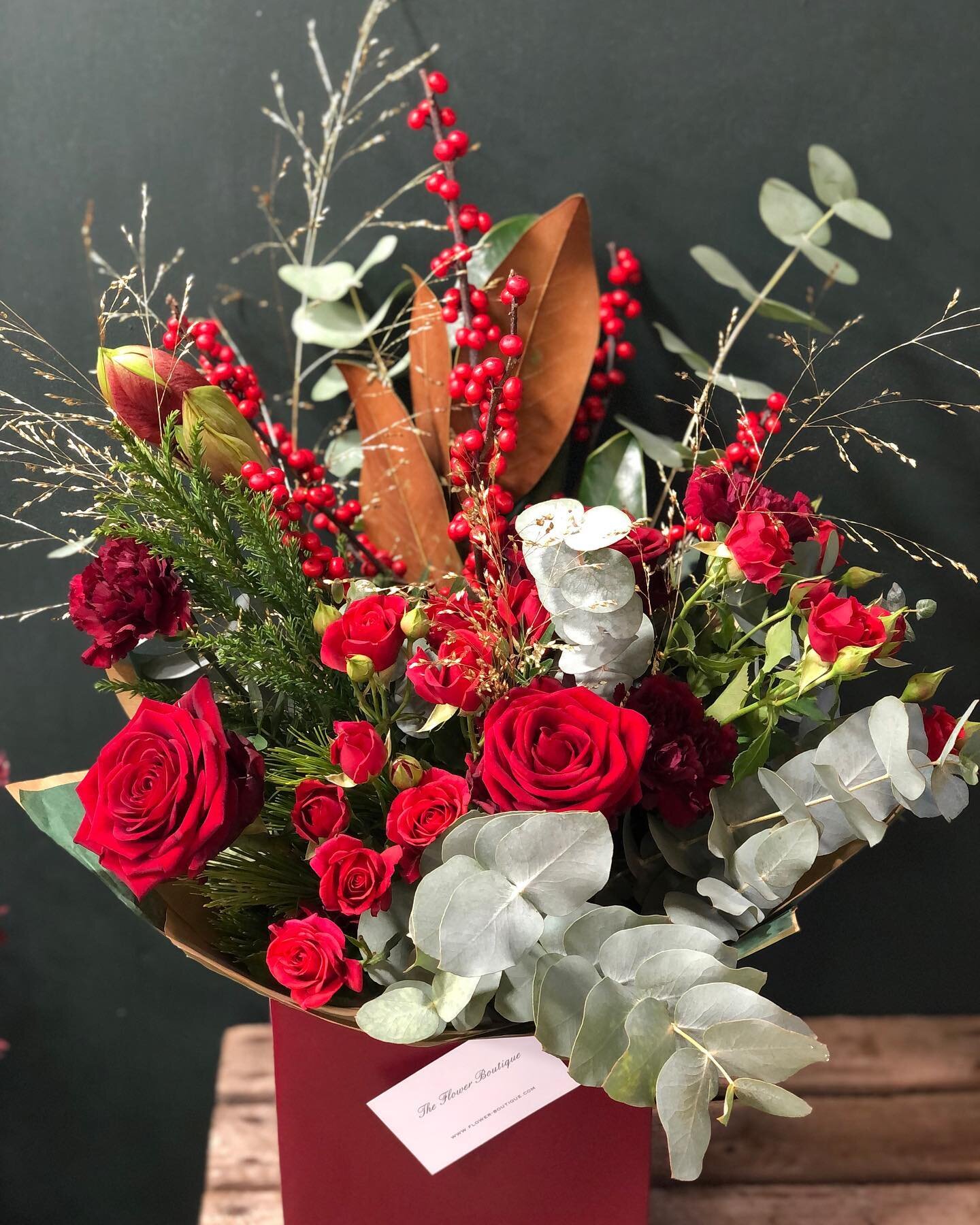 The Flower Boutique-Flower and Plant Delivery to Amersham 01494 762760