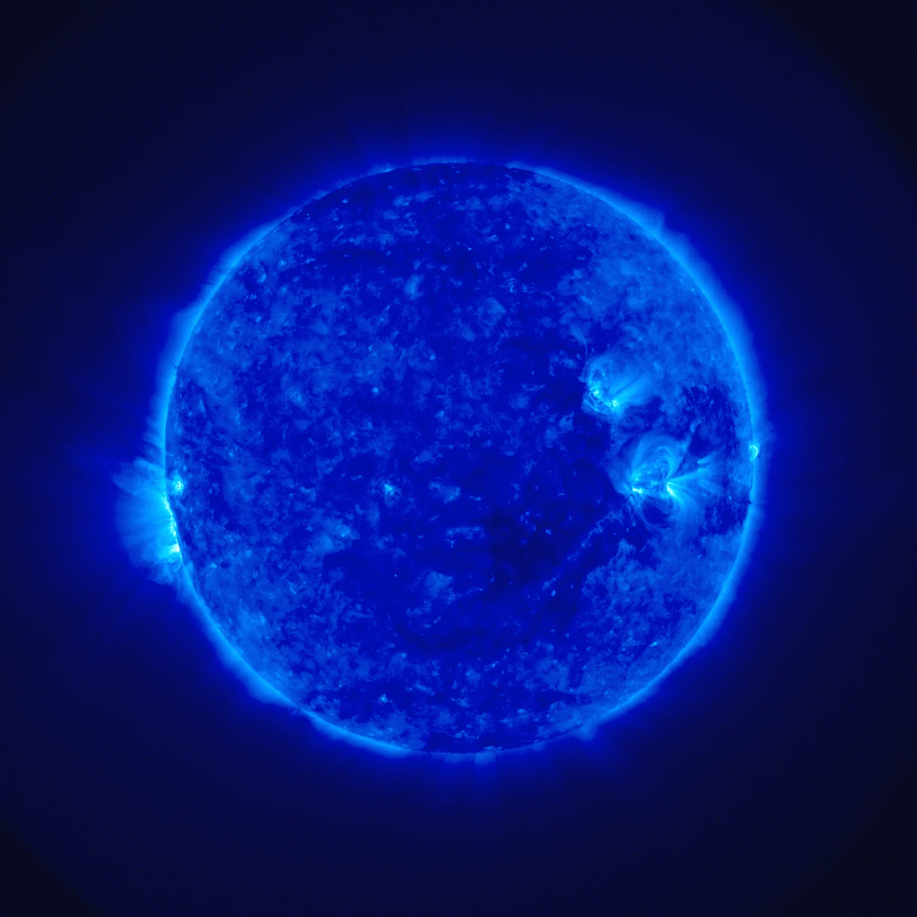 Sun_STEREO_4dec2006_lrg.jpg