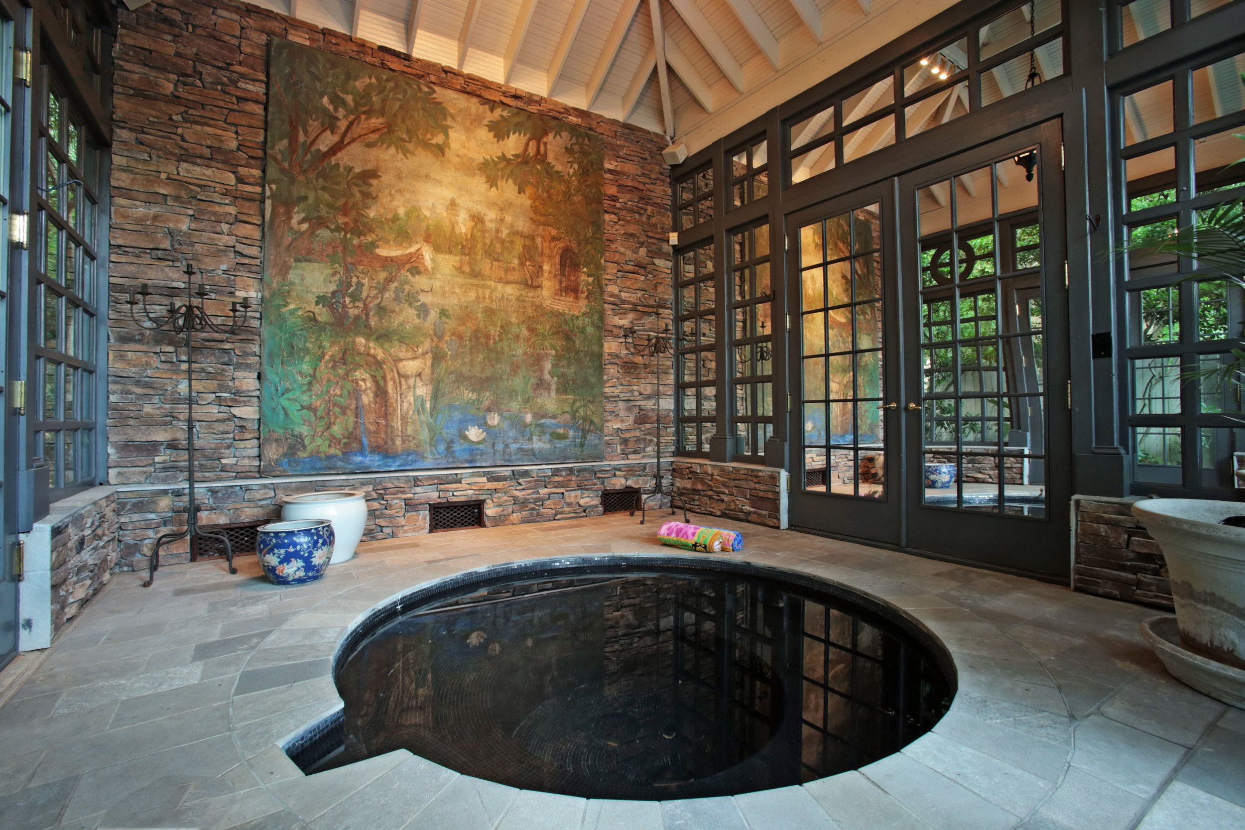 IMG_1247JacuHouse.jpg