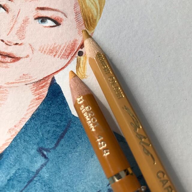 Blond and blue! 🎨
.
.
#onmydesk #freelanceillustration #wip #portraitillustration #watercolourportrait #crayonportrait #femaleportrait #illustrationlove #annequadflieg #sneekpeek