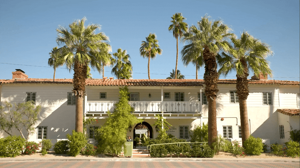 HCOM_Q2_PALM_SPRINGS_COLONY_HOTEL_DSC_0189_V2.gif