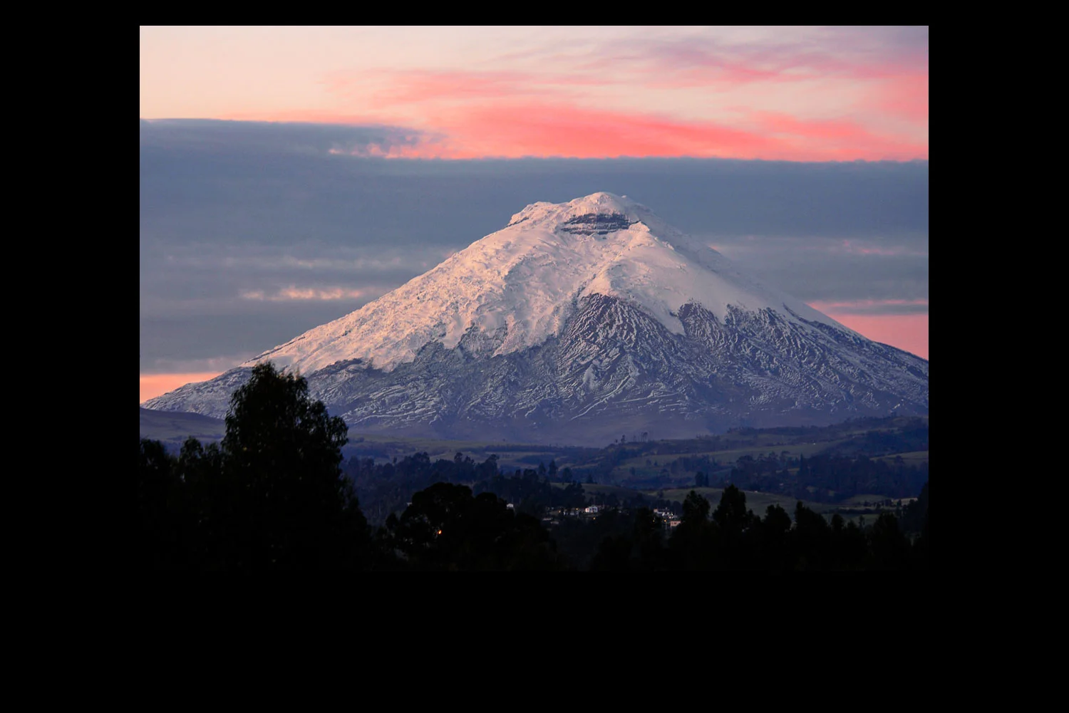 Cotopaxi-at-sunrise.jpg