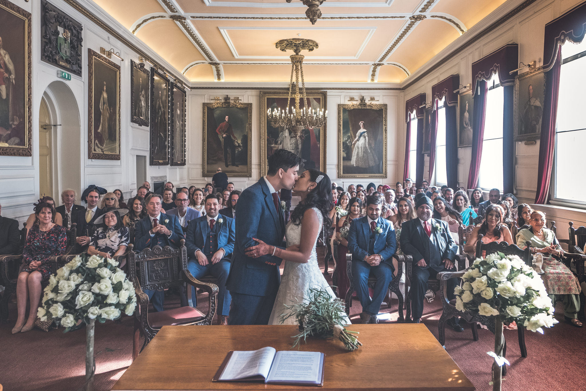 Windsor Guildhall Wedding Photography - Suki and Ricky