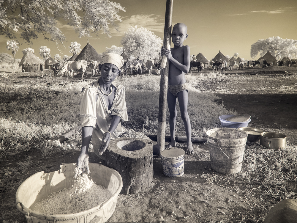 Grinding grain for simple bread-like mash.