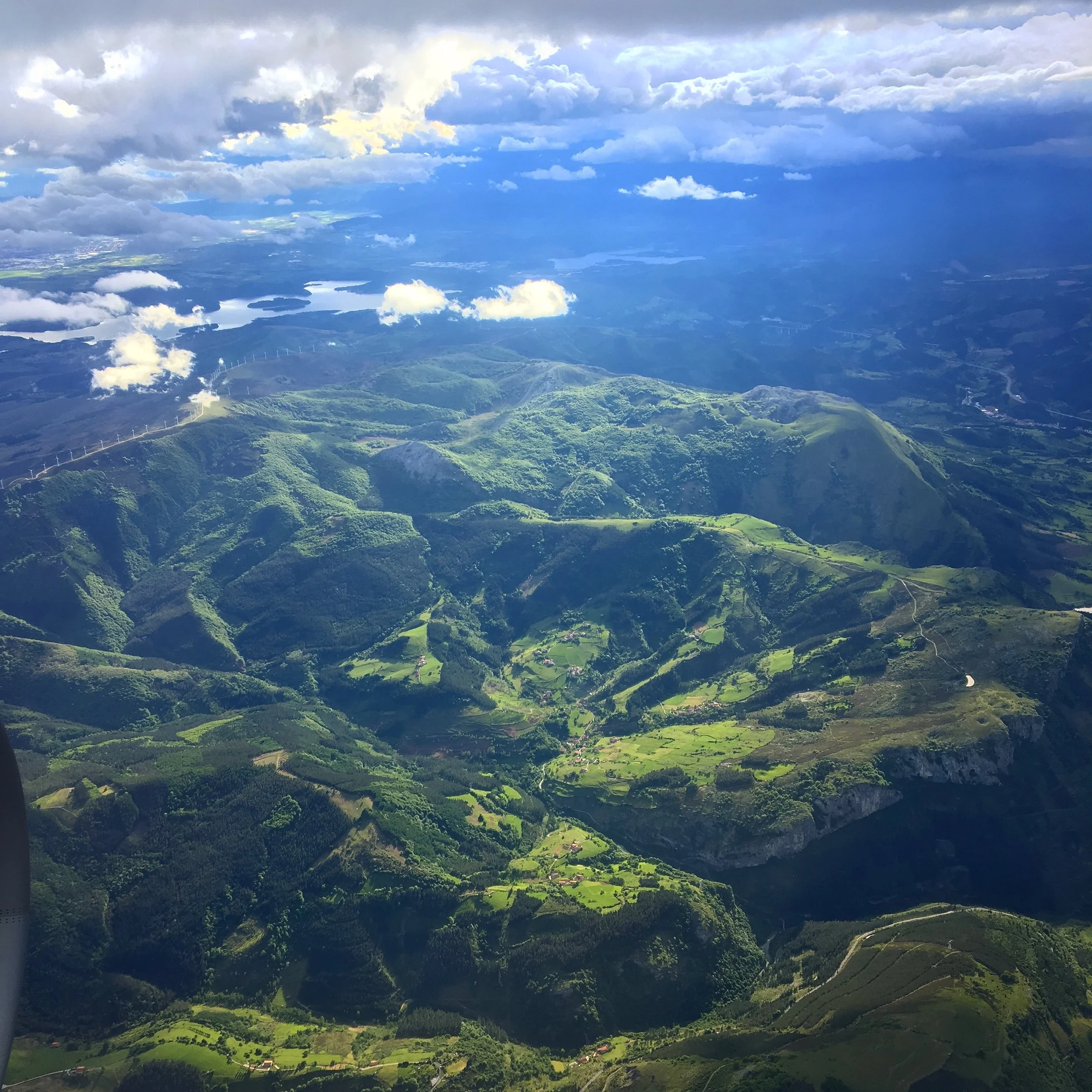 Rest On The Road - 3 Poses to Sleep and Wake Up while Traveling