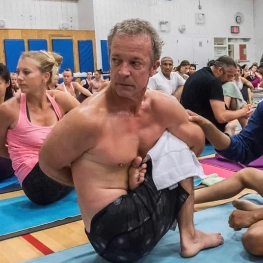 #abalancedglass #ashtangayoga #broadbentselections #greggperkins