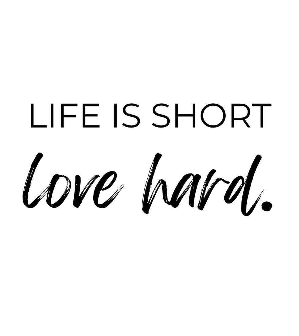 No matter the day, no matter the difficulty, no matter the seeming impossibility. 

Love is the greatest gift you can give, especially to yourself. 

Today and every day. 

Tag someone you love 👇🏻👇🏻👇🏻
&hearts;️🧡💛💚💙💜