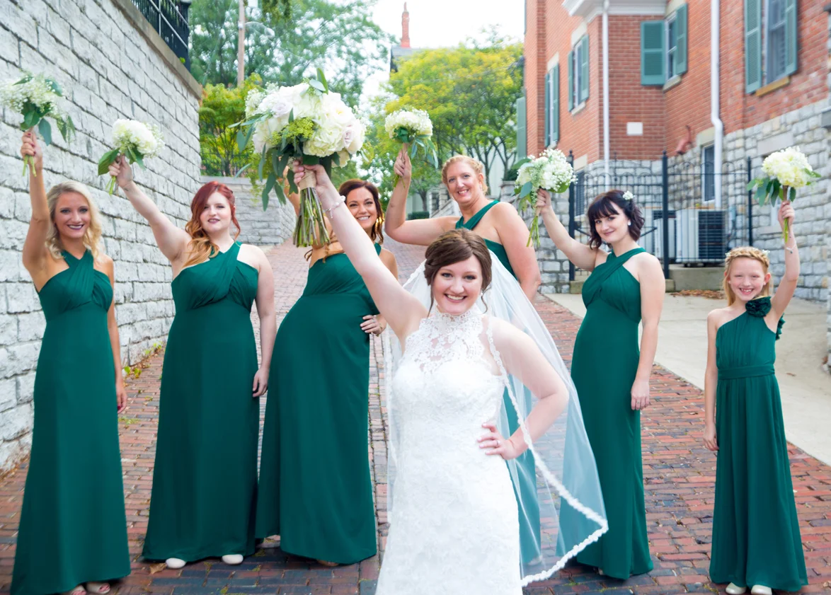 Bride & her Bridesmaids