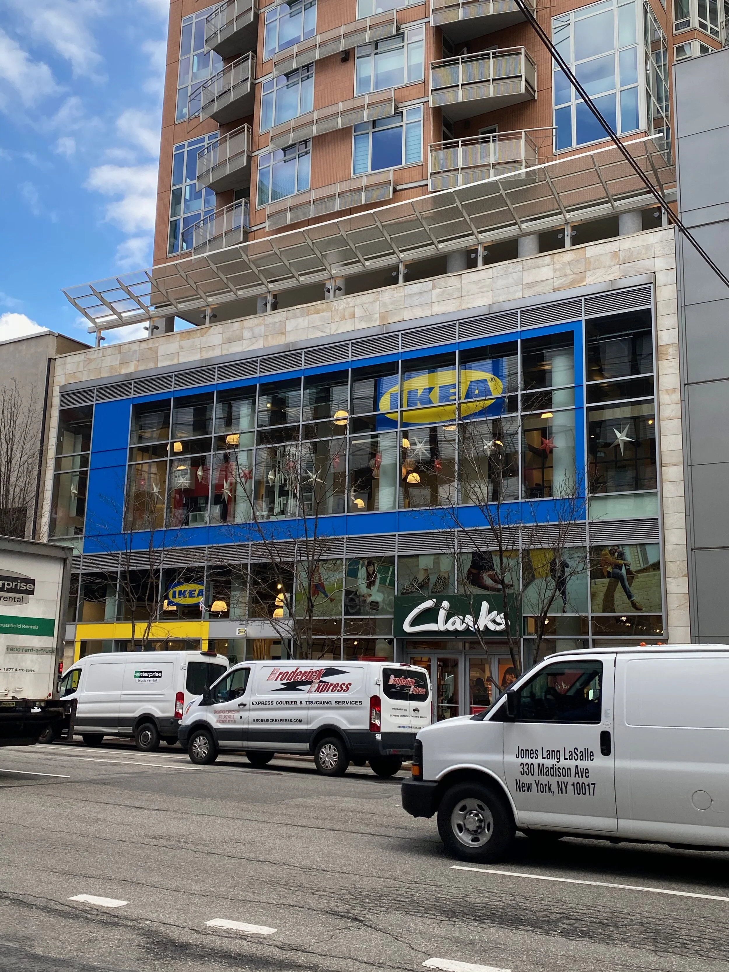 Ikea Planning Studio e as lojas prestadoras de serviços