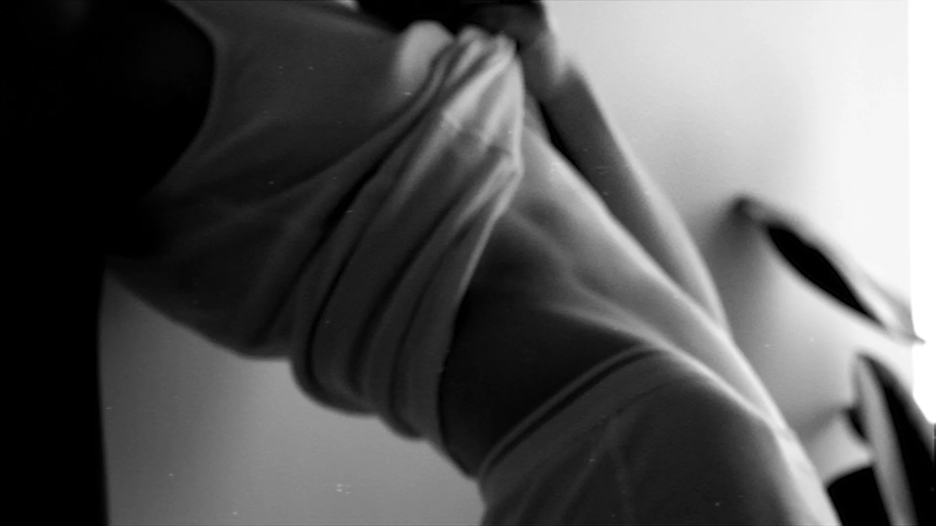 clip 01.00_05_15_07.Still016.jpg