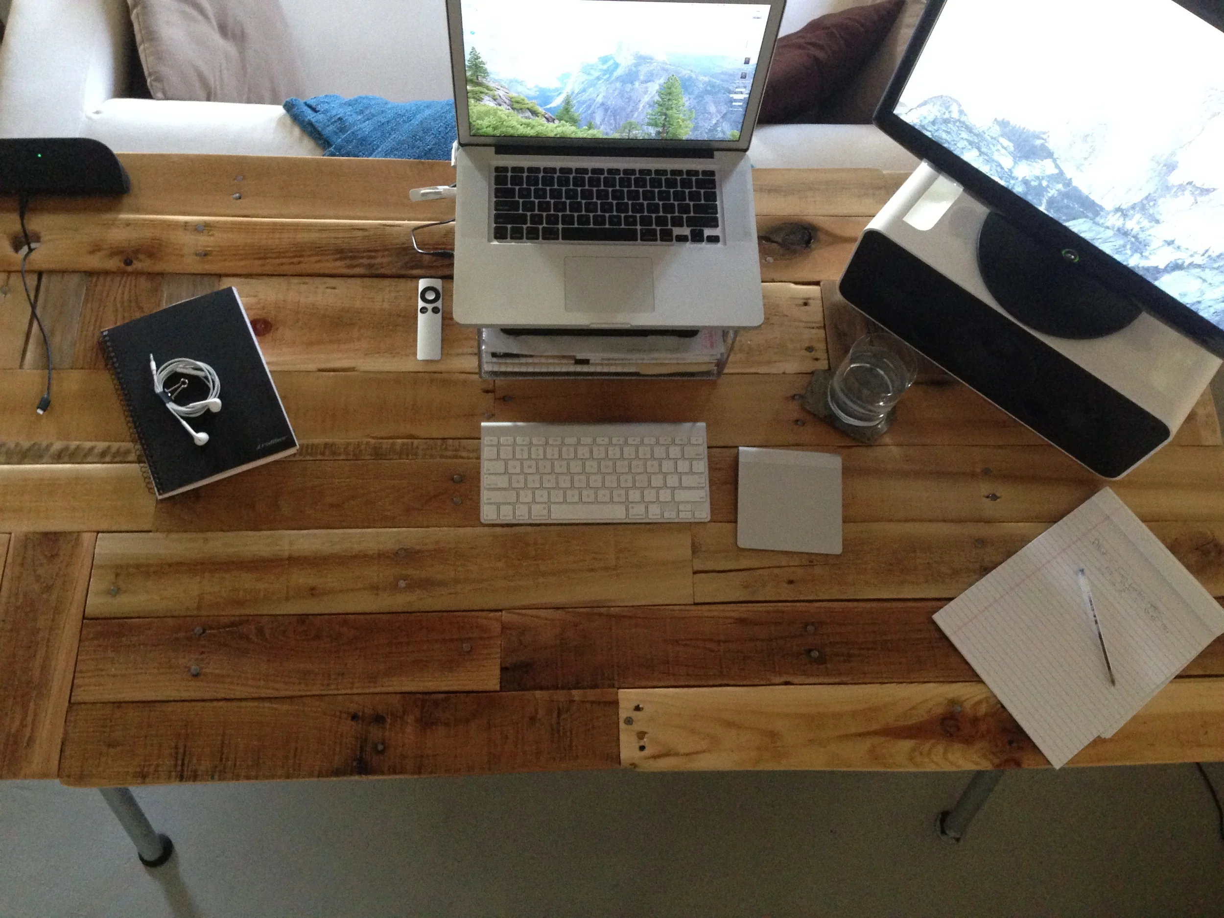 What Does Your Desk Say About You & Your Business?