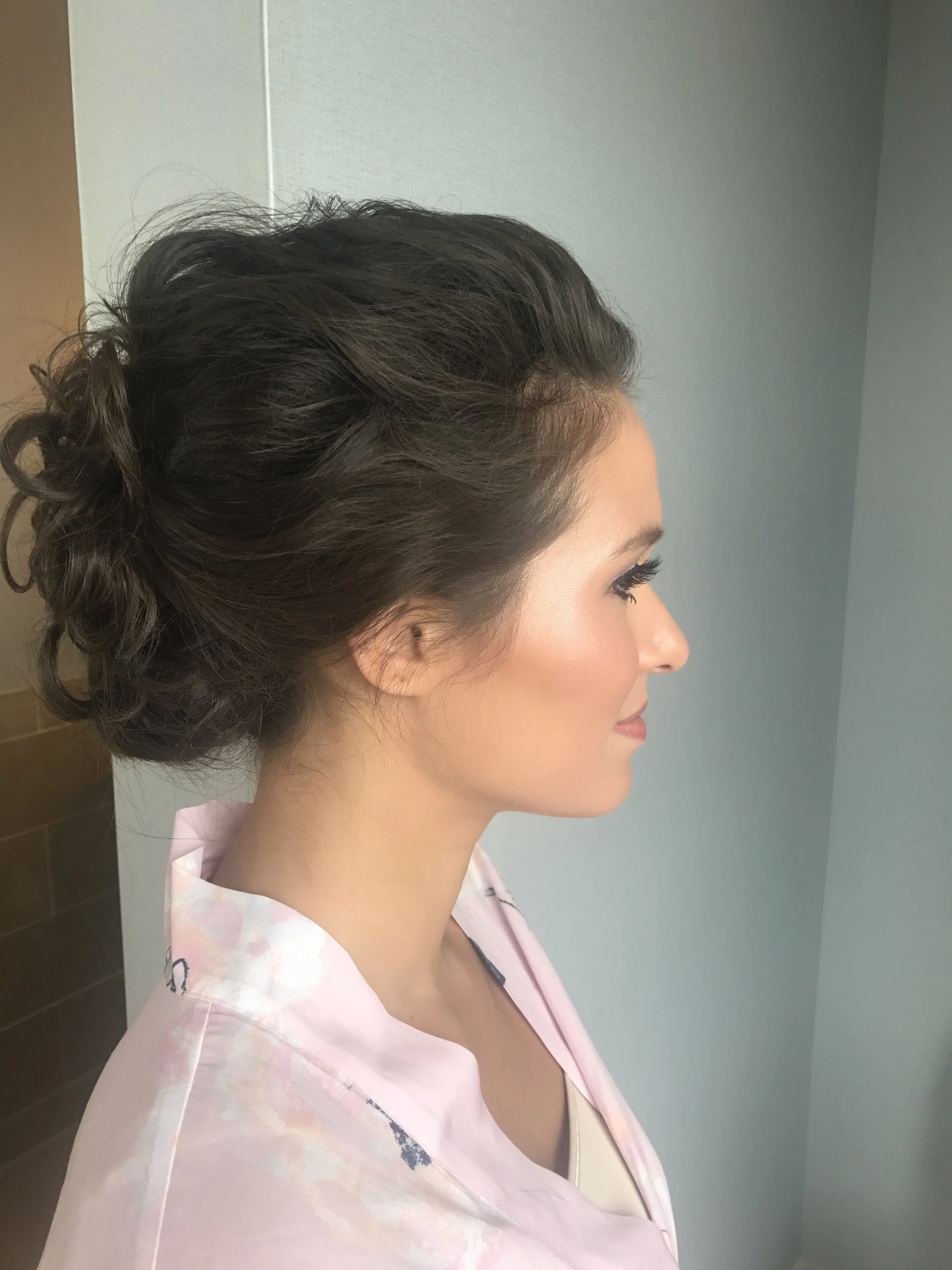 The Beauty & Business of Bridal Hair Group Class