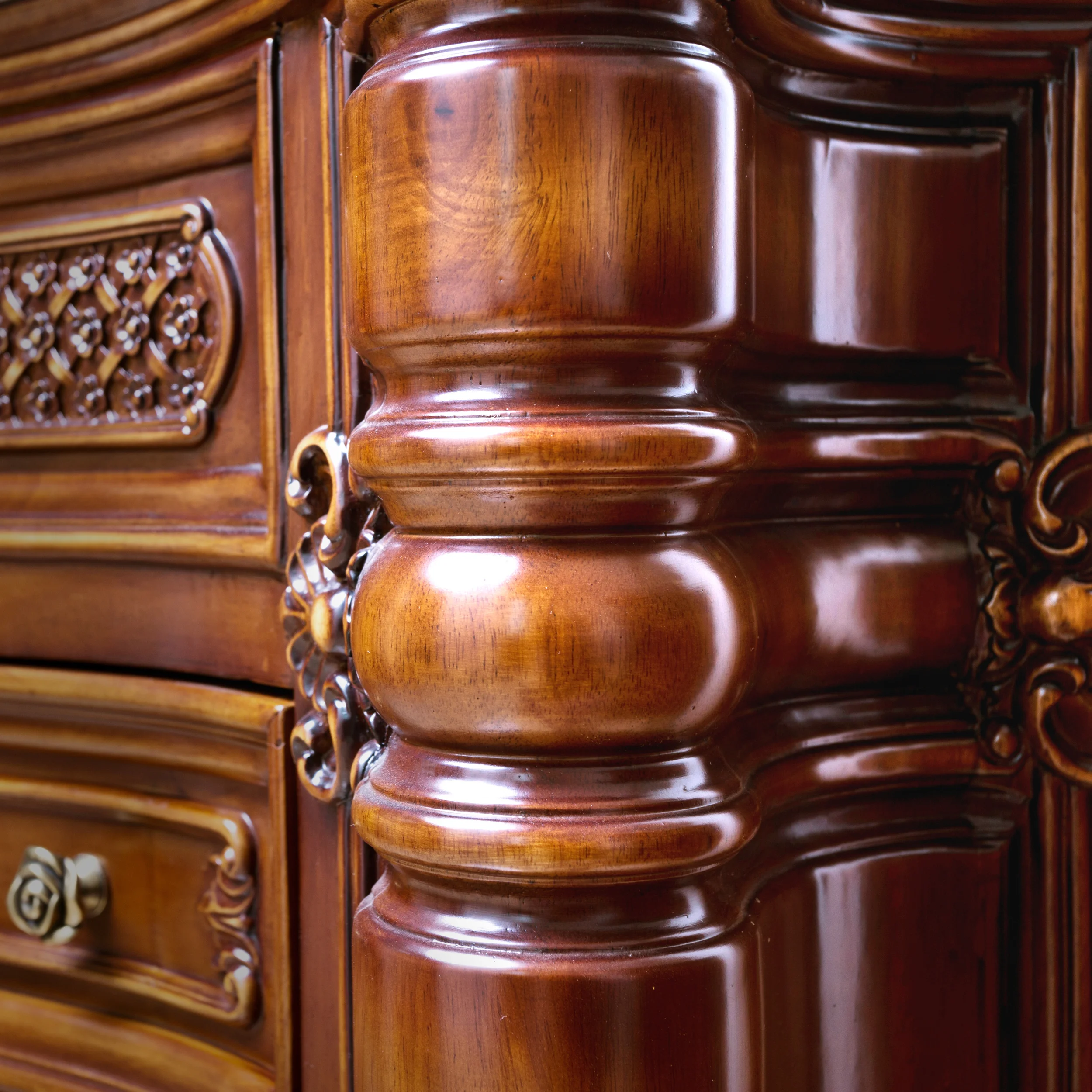 carved spiral wood texture