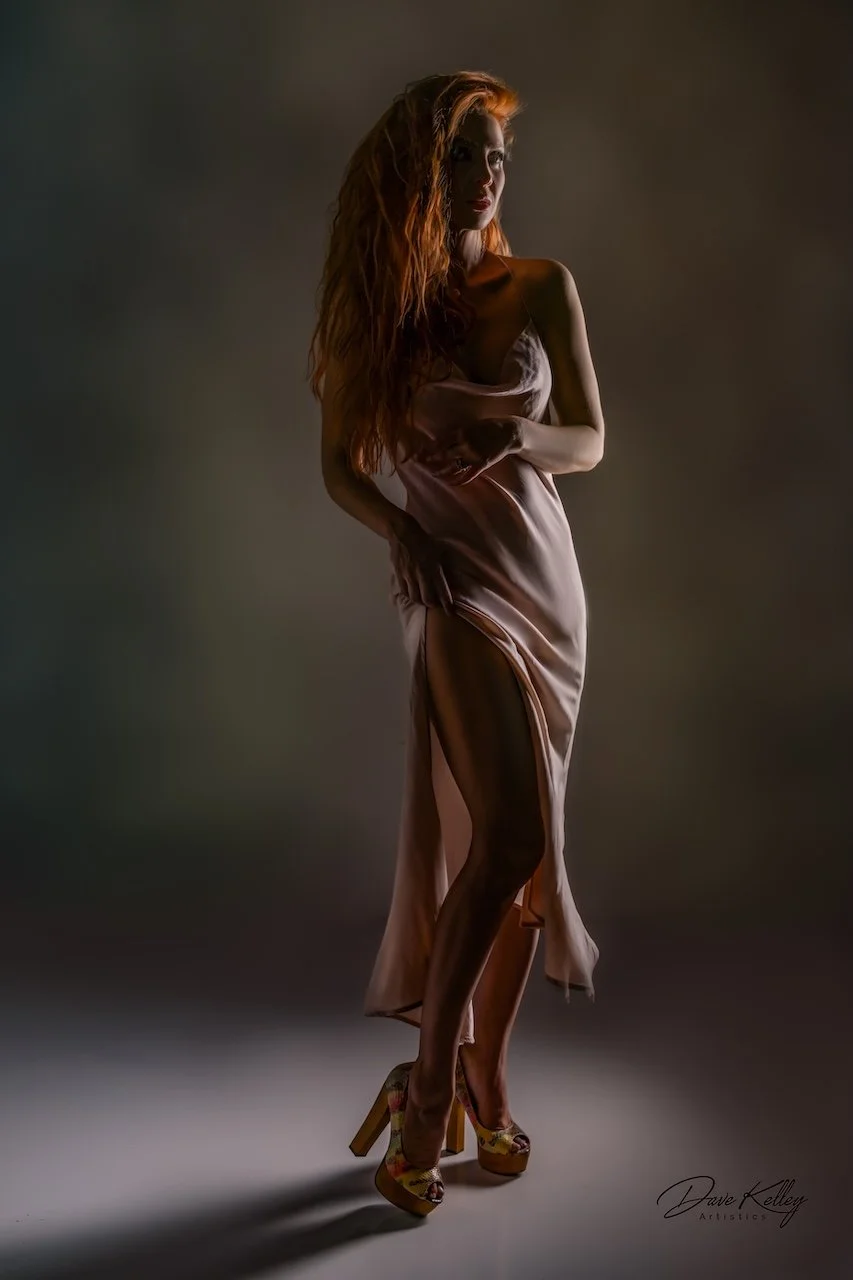 ElleyR1024studio DKA_3702-Edit.jpg