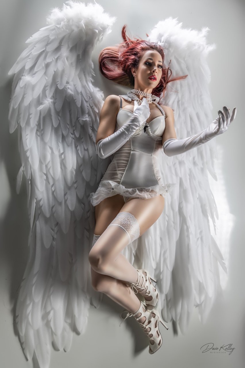 ElleyC0222studio DKAL2594-Edit.jpg