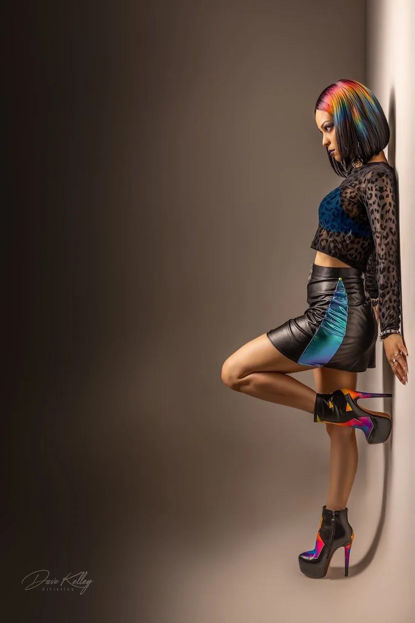 SaraG0925studio DKA_0899-Edit.jpg
