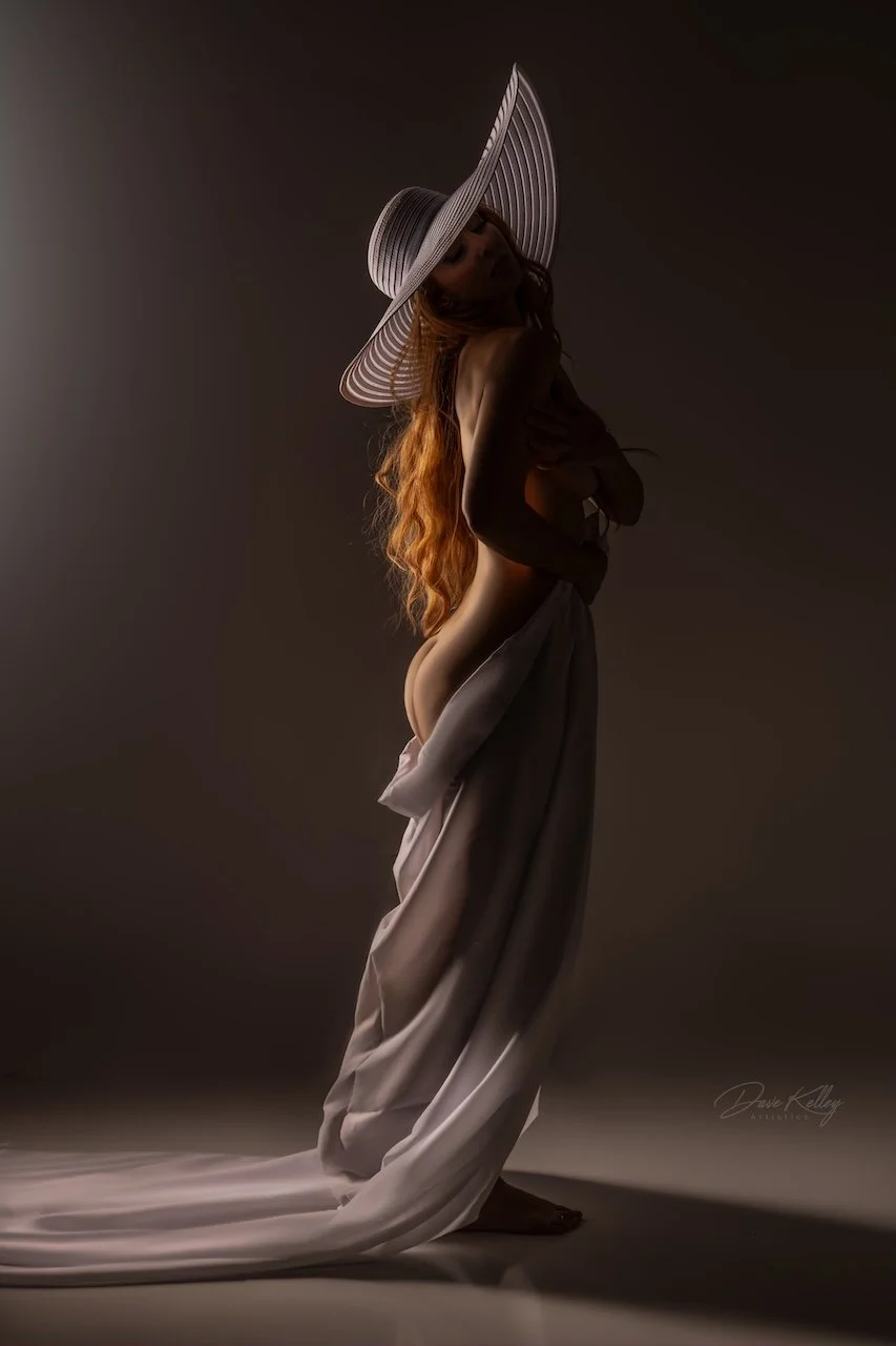 ElleyR0426studio DKA_2226-Edit.jpg (Copy)