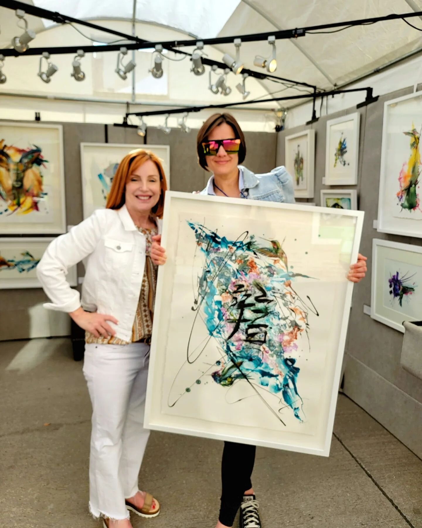 10 of the many wonderful moments from recent #artfestivals that proved to be incredible, fantastic, &amp; inspiring for so many reasons! Thank you, thank you, thank you to all that is above, around, &amp; beside me!!!!!! #iamgrateful 😍🎨🖼🥰 #artlif