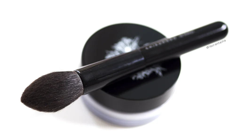 Rouge Bunny Rouge Diaphanous powder and Chikuhodo Z-2
